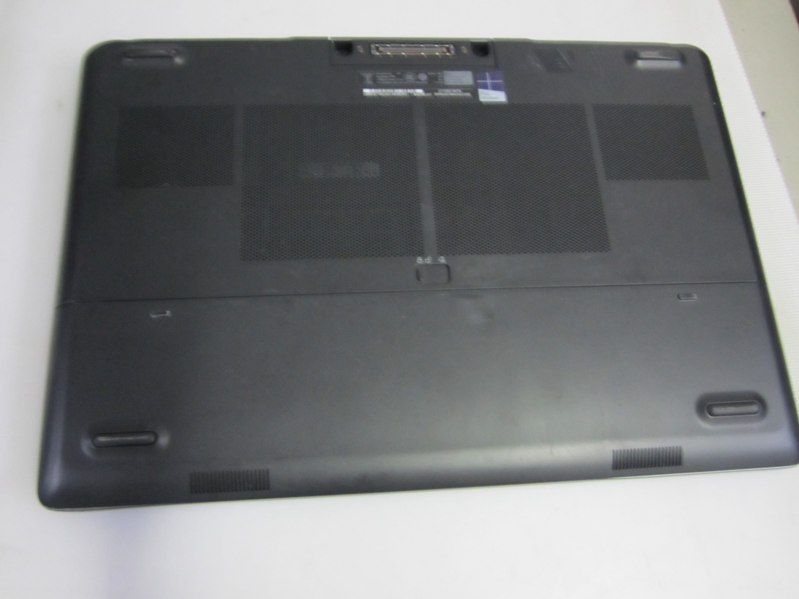 Dell Precision 7710 i7-6920HQ 2.90GHz 512GB M2SSD 16GB, LAPTOP + AC NO BTRY/OS