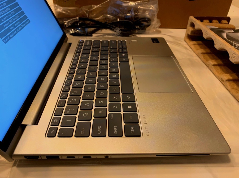 HP ELITEBOOK 640 G11 INTEL CORE ULTRA 7 165U 16GB DDR5 512GB NO OS INSTALLED!!!