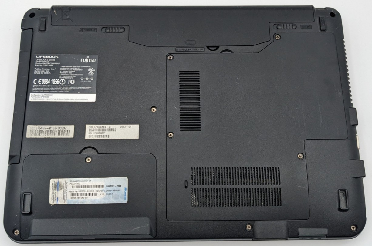 Fujitsu LifeBook LH532 Intel Core i3-2350M 4GB DDR3 NO HDD/OS