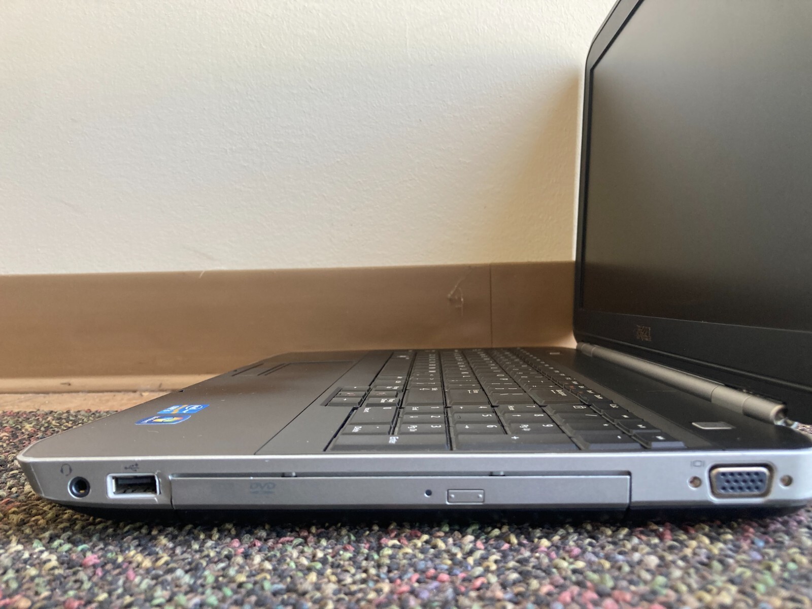 Dell Latitude E5520 15.6″ Intel Core i5-2540M 2.5GHz 8GB RAM 256GB SSD, Read