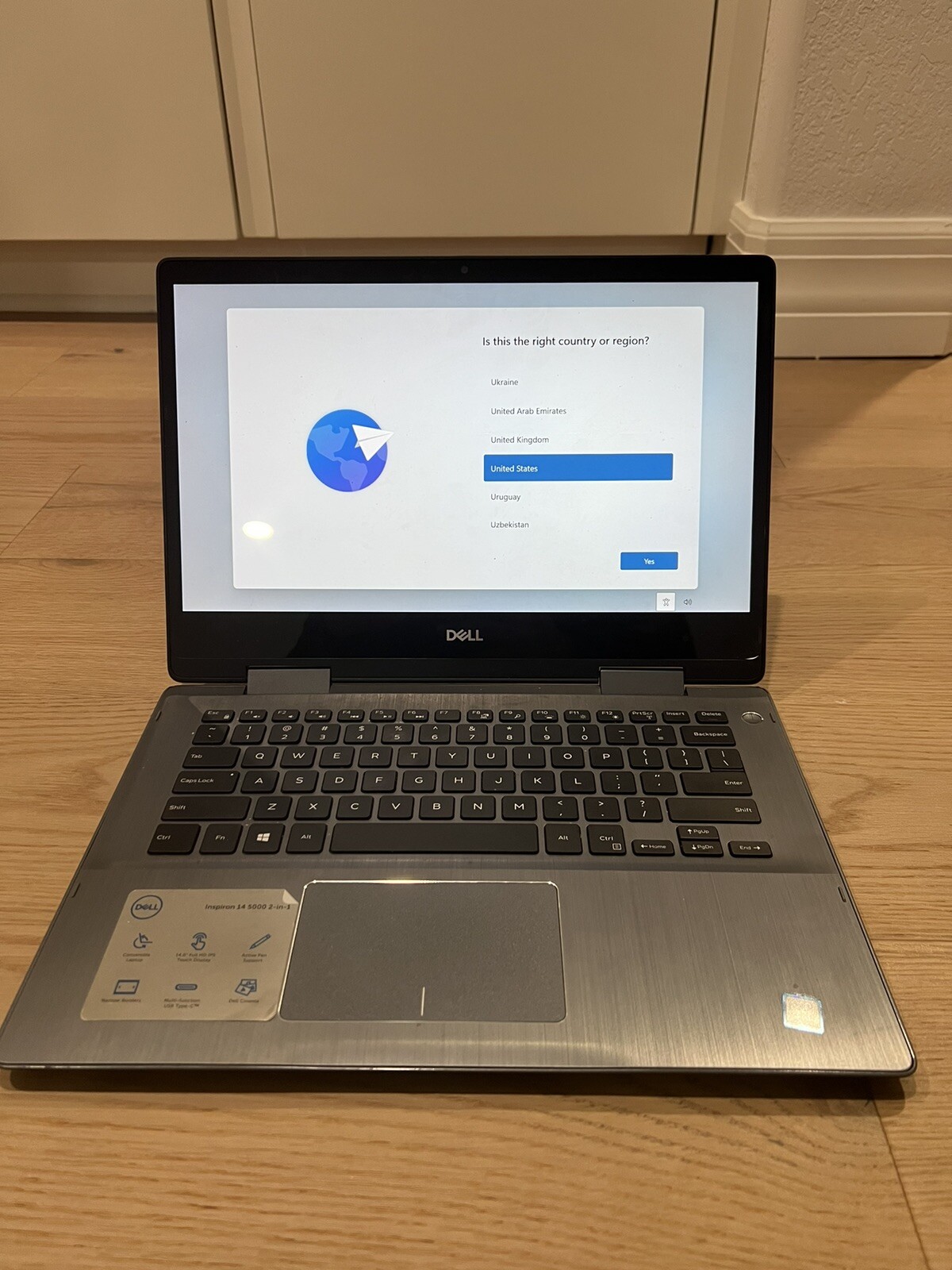Dell Inspiron 14 5482 14 inch (256GB, Intel Core i7 8th Gen., 1.99GHz, 8GB)
