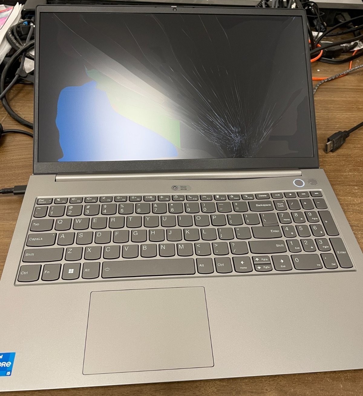 Lenovo ThinkBook 15 G2 i5-1135G7 8GB 256GB, Cracked Screen/Bent (READ)