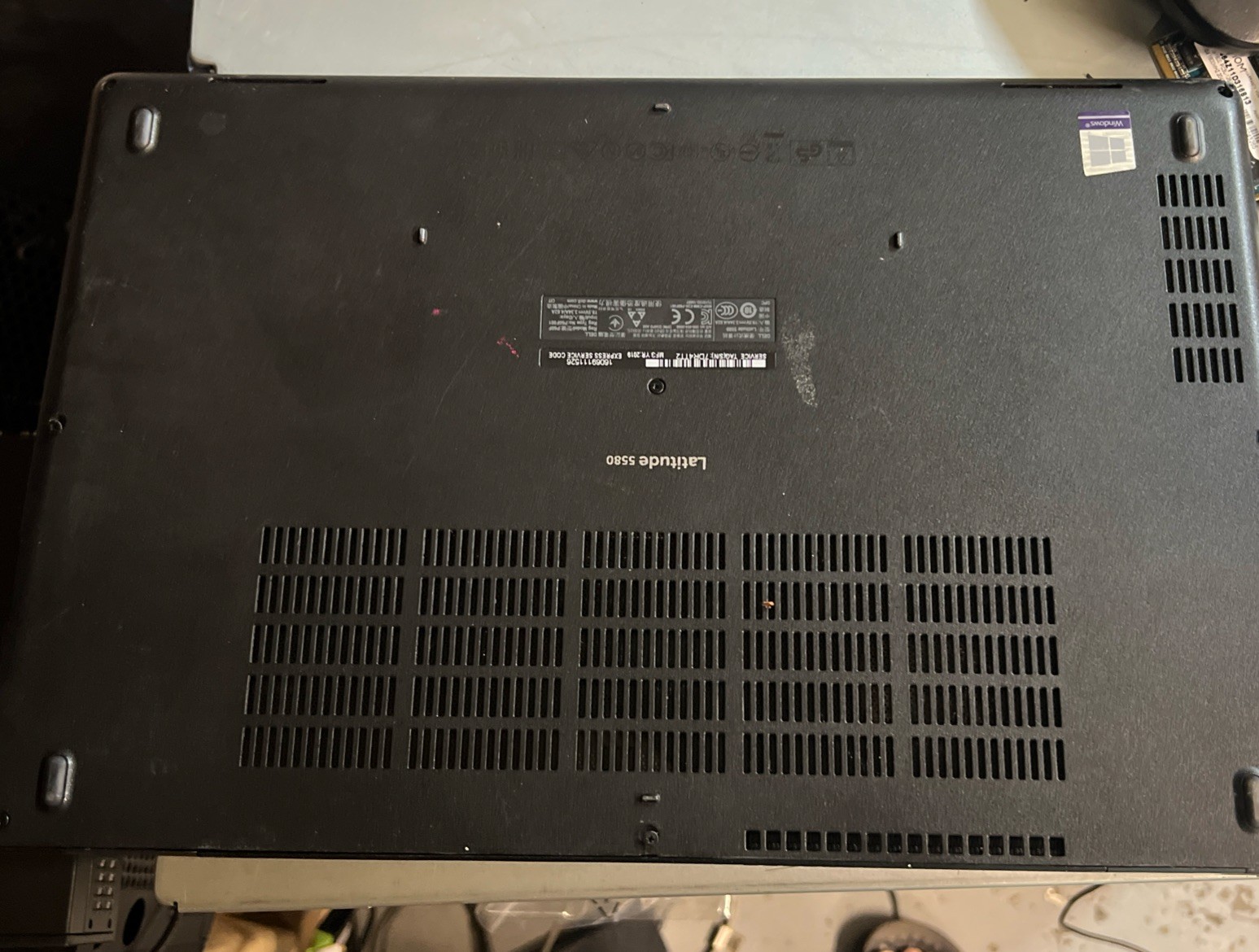 Dell Latitude 5580 Corei5 6300U 8GB NO HD GOOD Battery Grade A