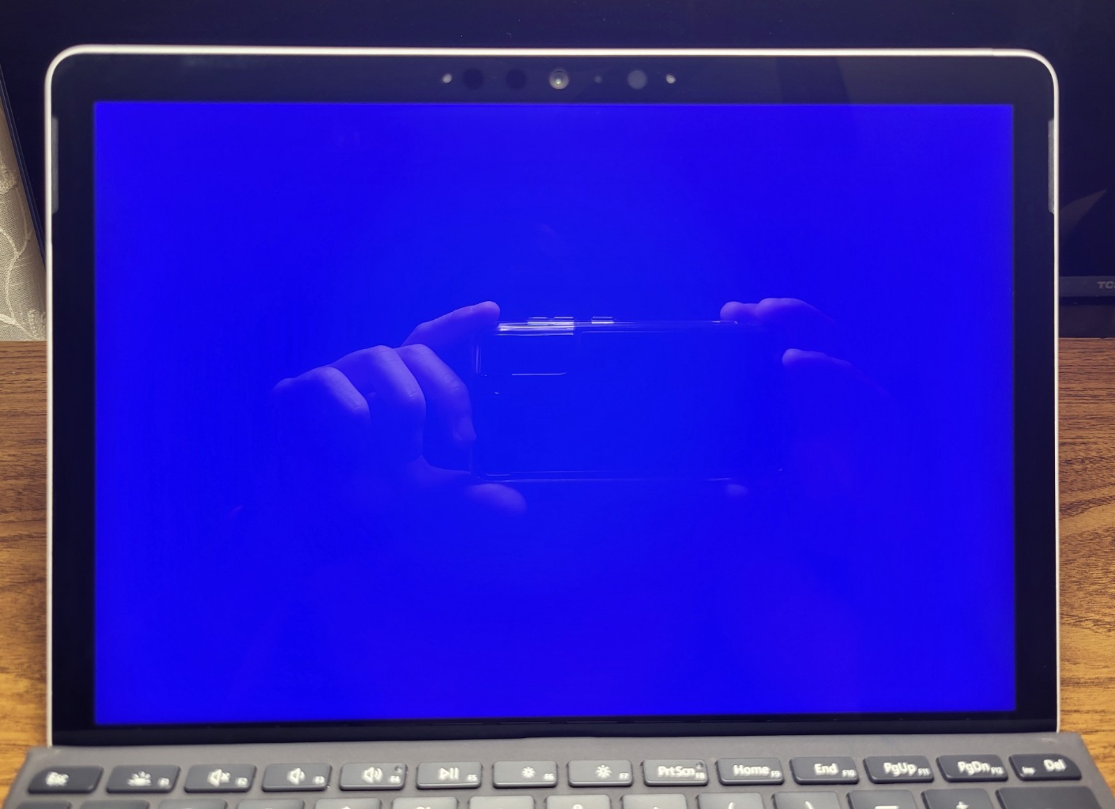 Microsoft Surface Go 4 Business N200 8GB 64GB w/ Type Cover Battery Health 94.2%