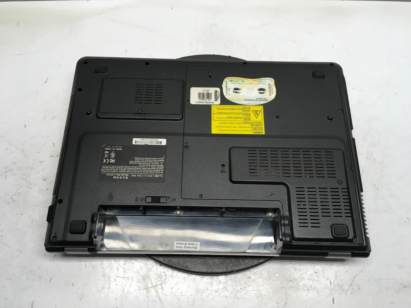 Nobilis L55110 Intel Pentium Dual 1.3GHz 1 GB NO HDD No Batt