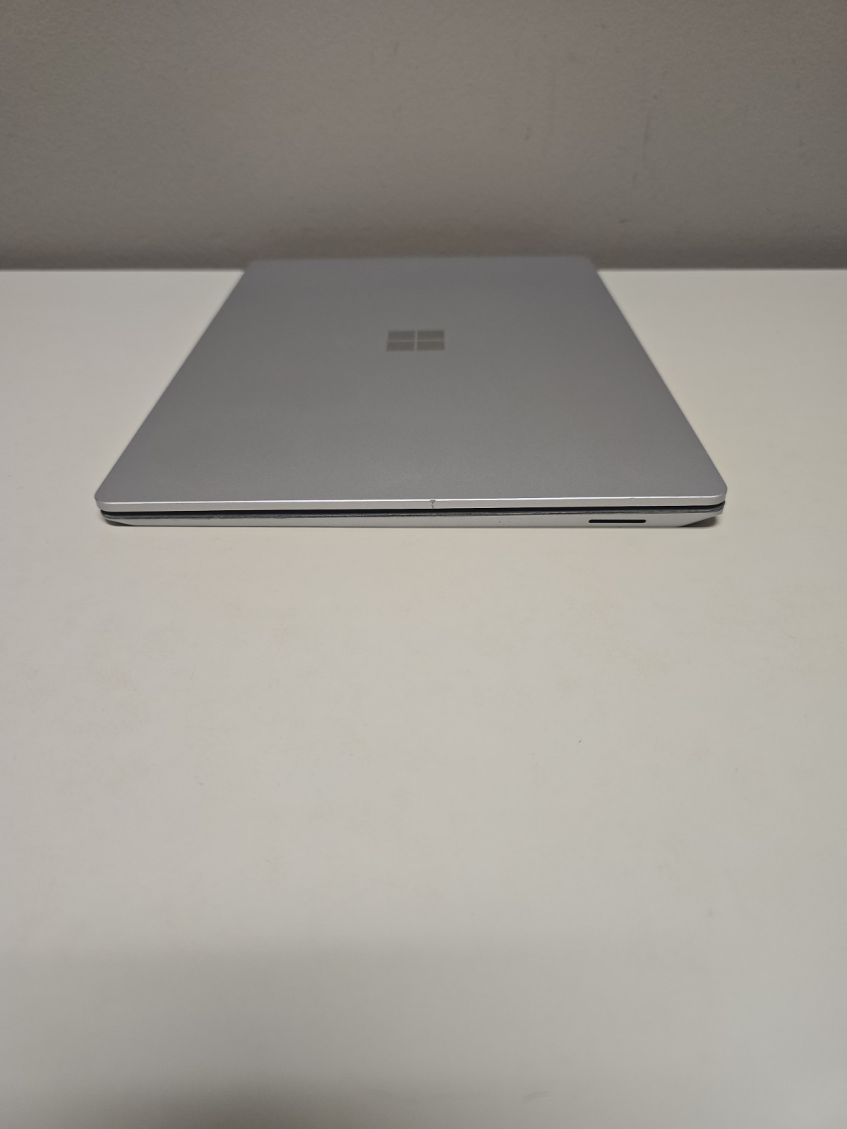 Read! Microsoft Surface Laptop 4 | Ryzen 5 8GB RAM 256GB NVMe SSD | Windows 11