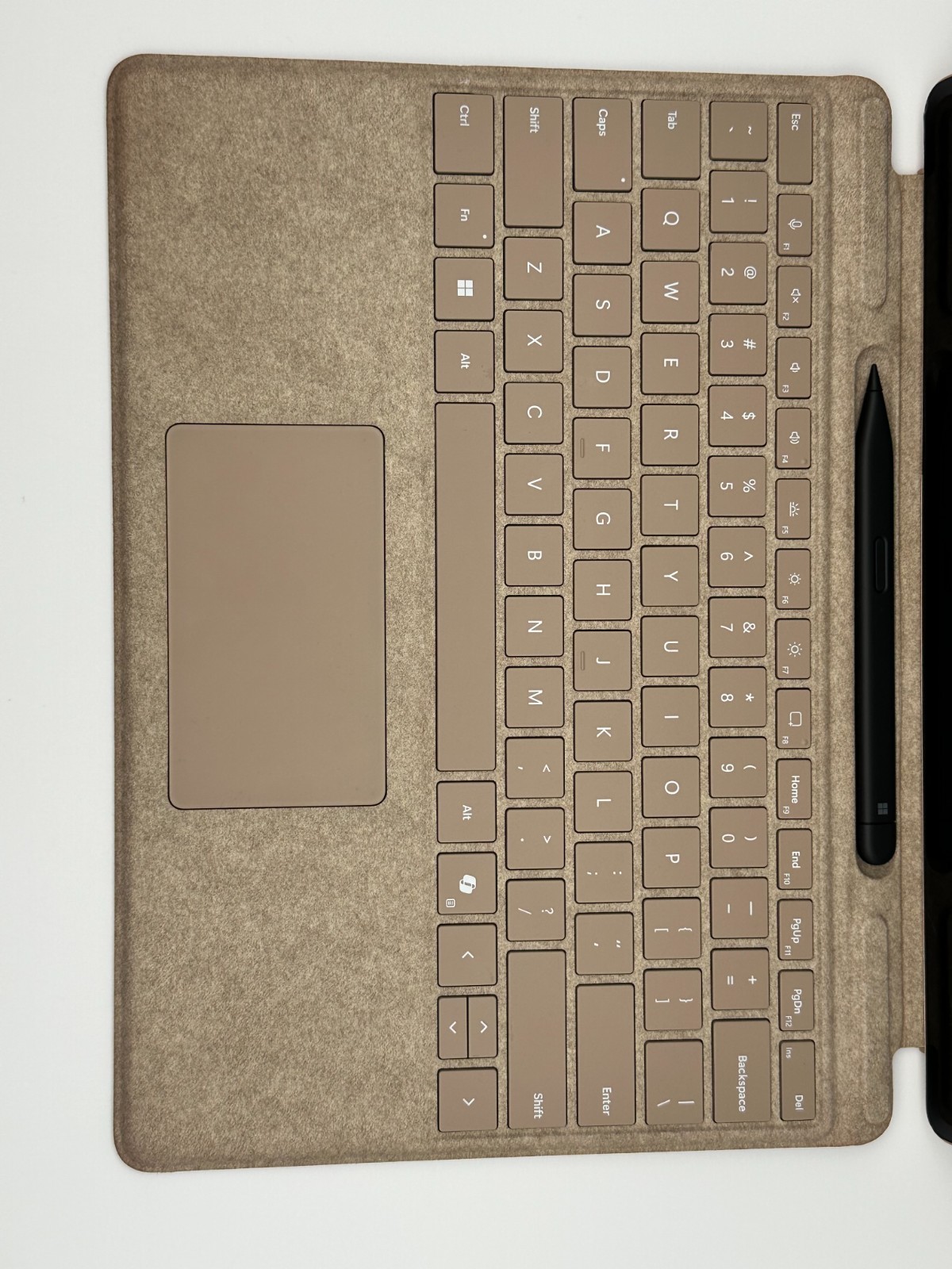 Microsoft Surface Pro Snapdragon X Plus 11th Edition CRACK SCREEN – FUNCTIONAL