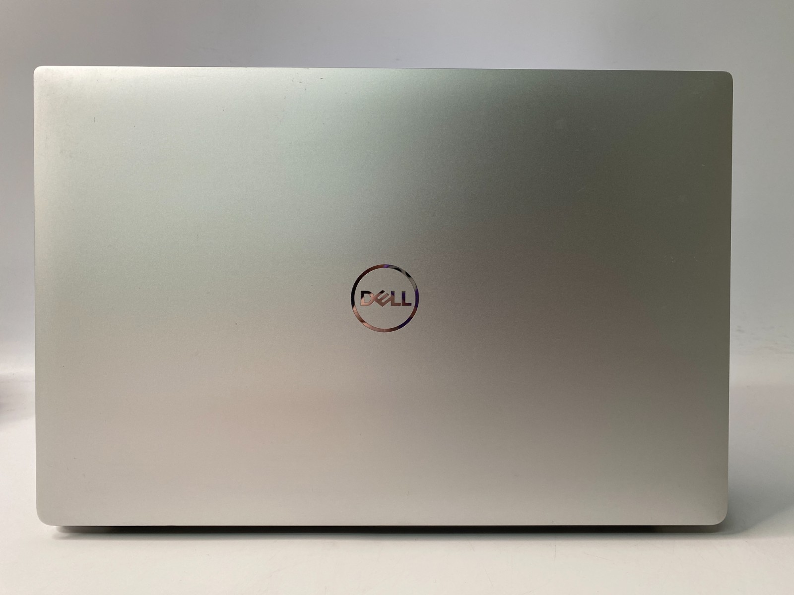 Dell XPS 15 7590 QHD OLED i7-9750H 32GB DDR4 1TB m.2 GTX 1650 Win11P- Burn In