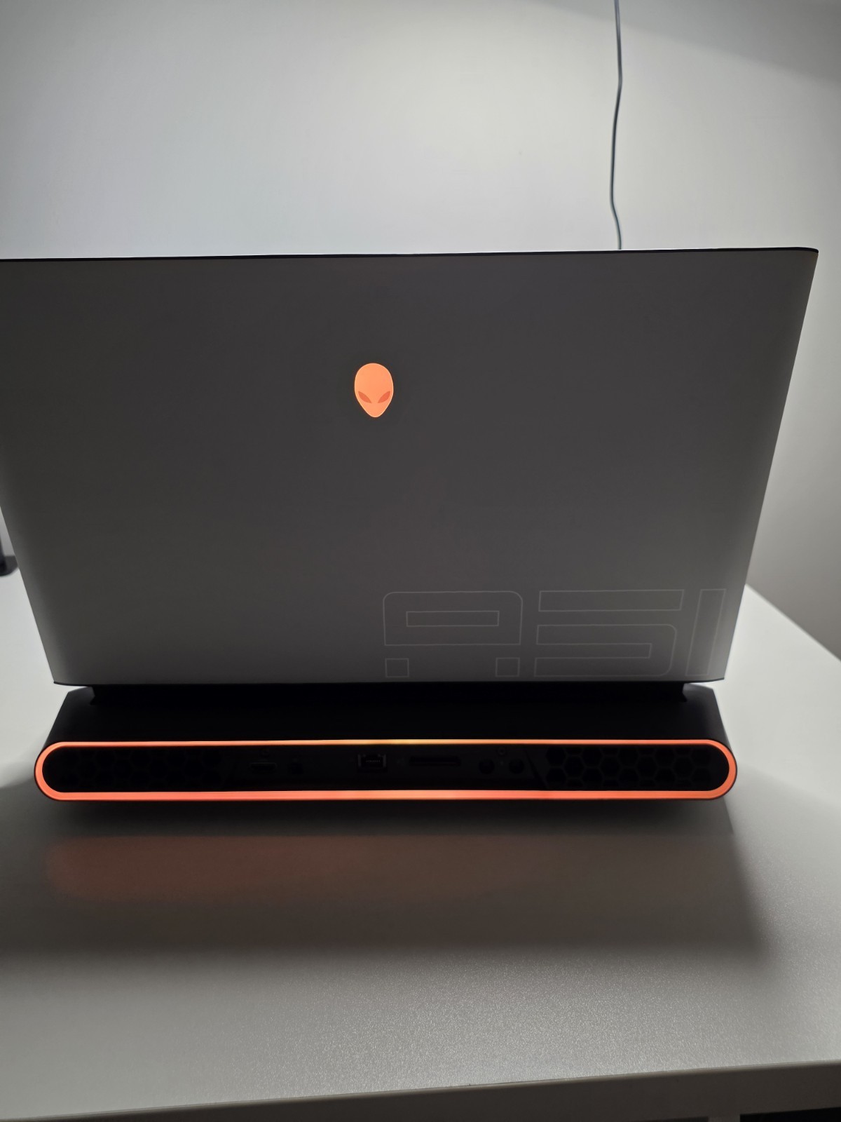 Alienware Area-51m Laptop, RTX 2080, i7-9700K, 16GB RAM, 512GB SSD + 1TB HDD