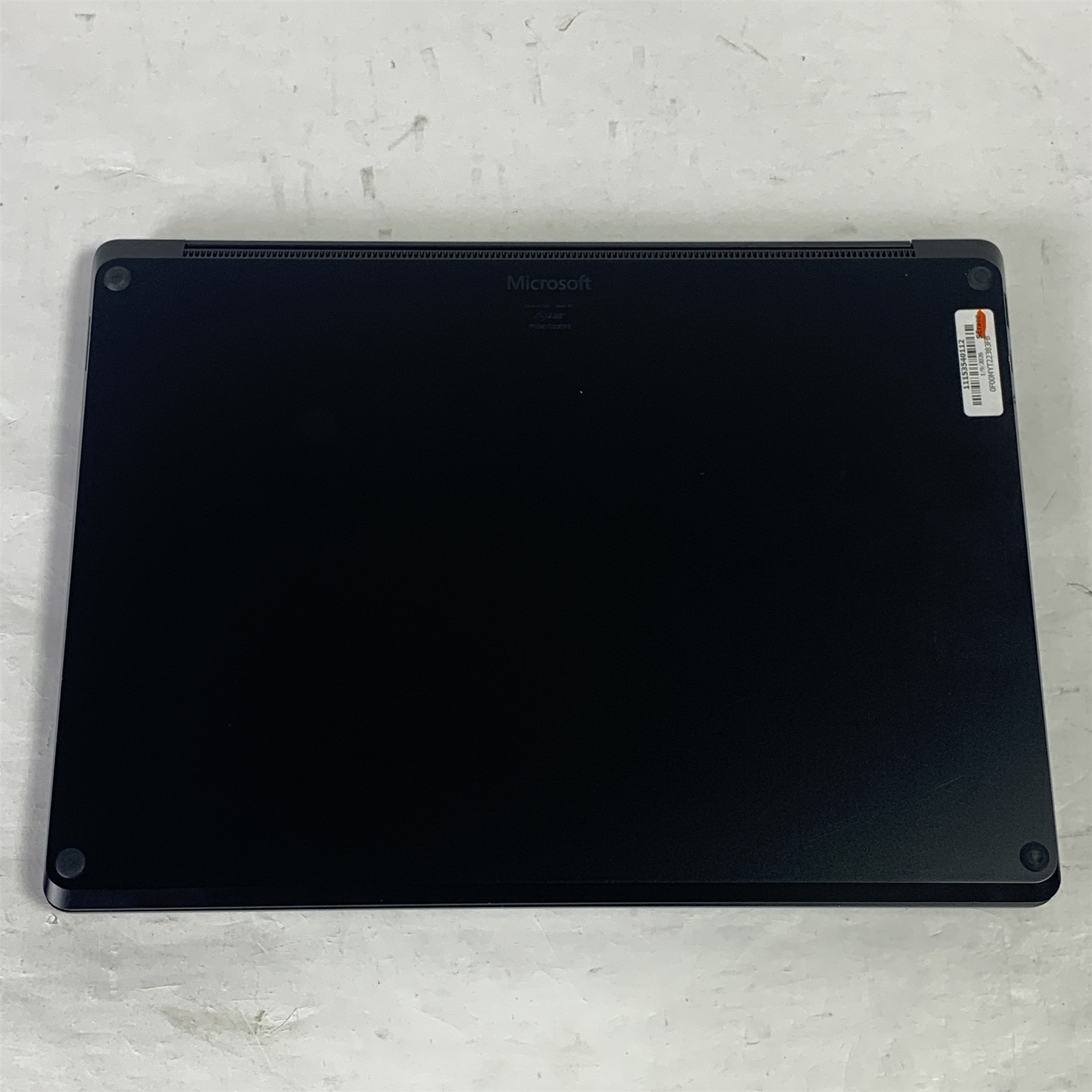 Microsoft Surface Laptop 5 1951 13.5″ i5-1245U 1.6GHz 16GB 256GB NVMe SSD -Win11