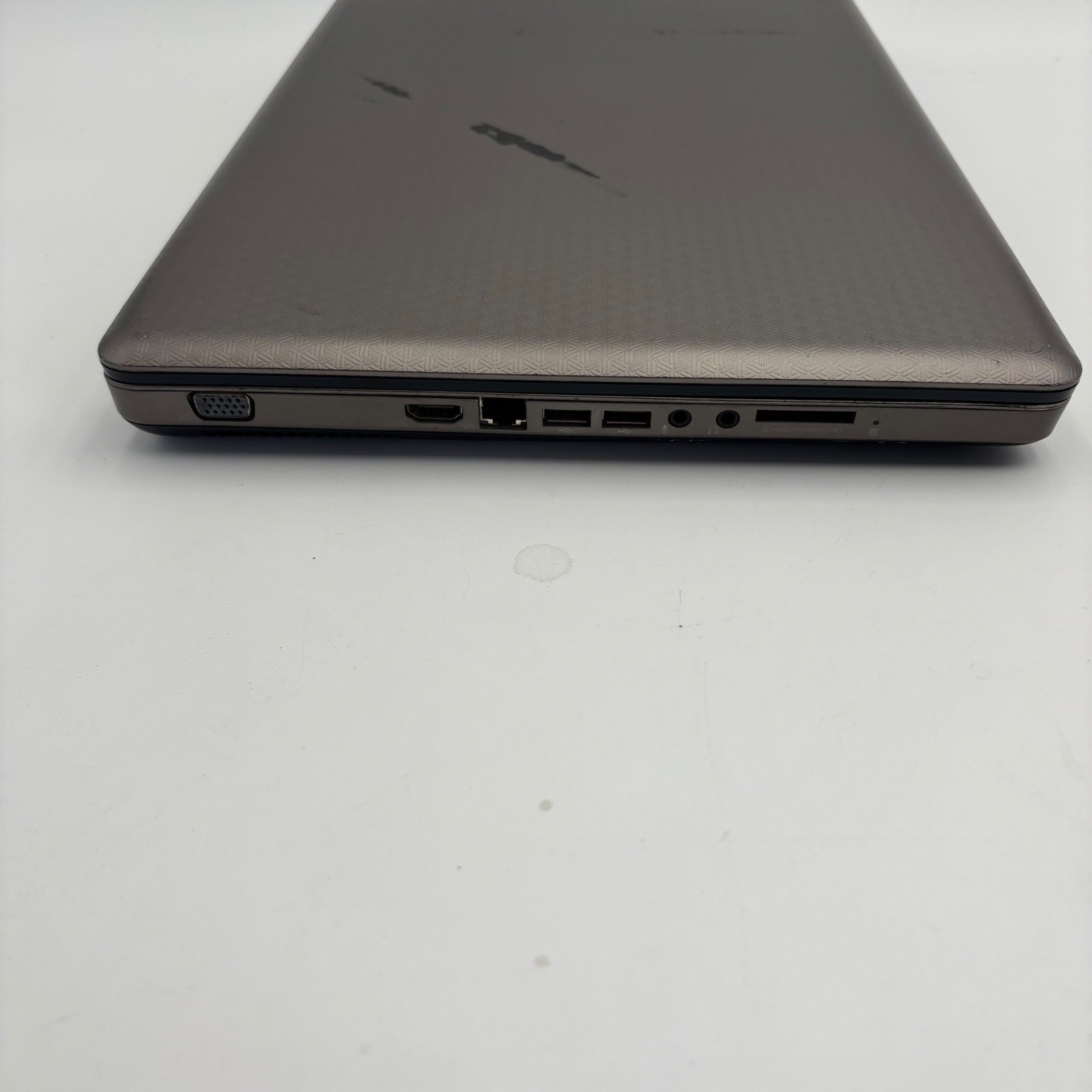 HP G72-261US Laptop 17.3″ Bronze Fair Parts Missing Battery & HDD