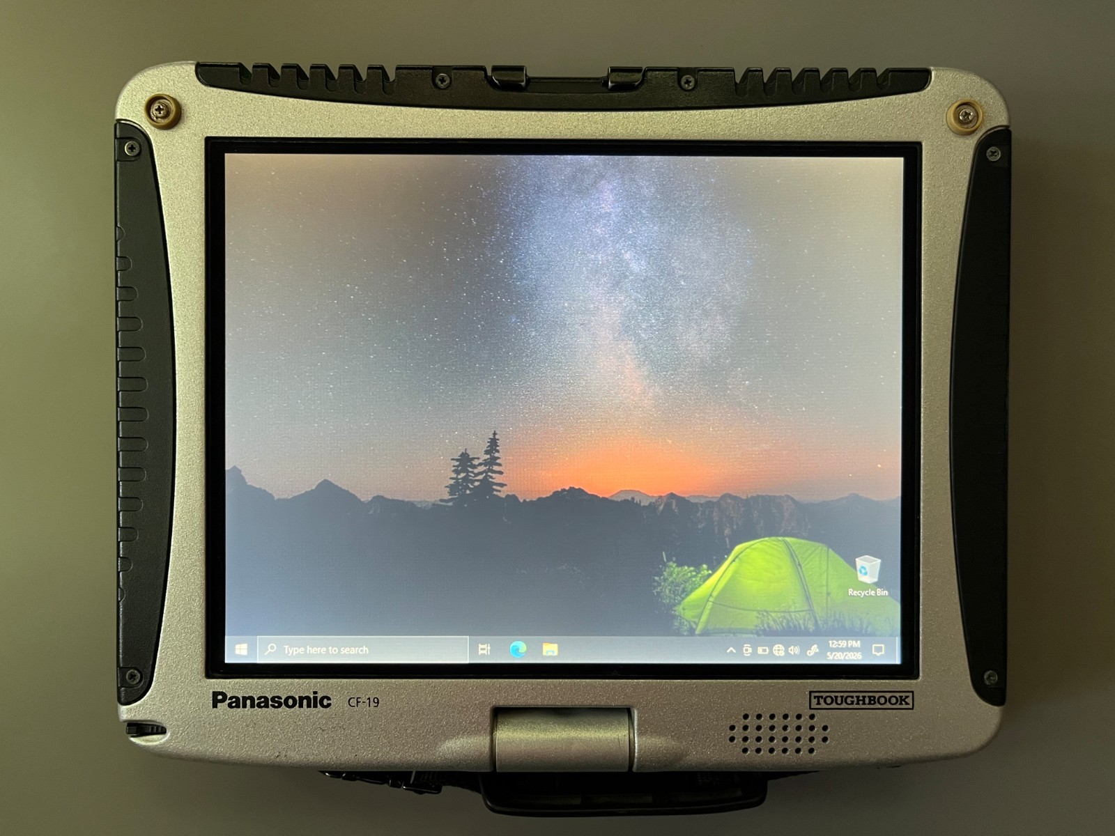 Panasonic Toughbook CF-19 MK1 256GB SSD 8GB RAM Windows 10 Pro
