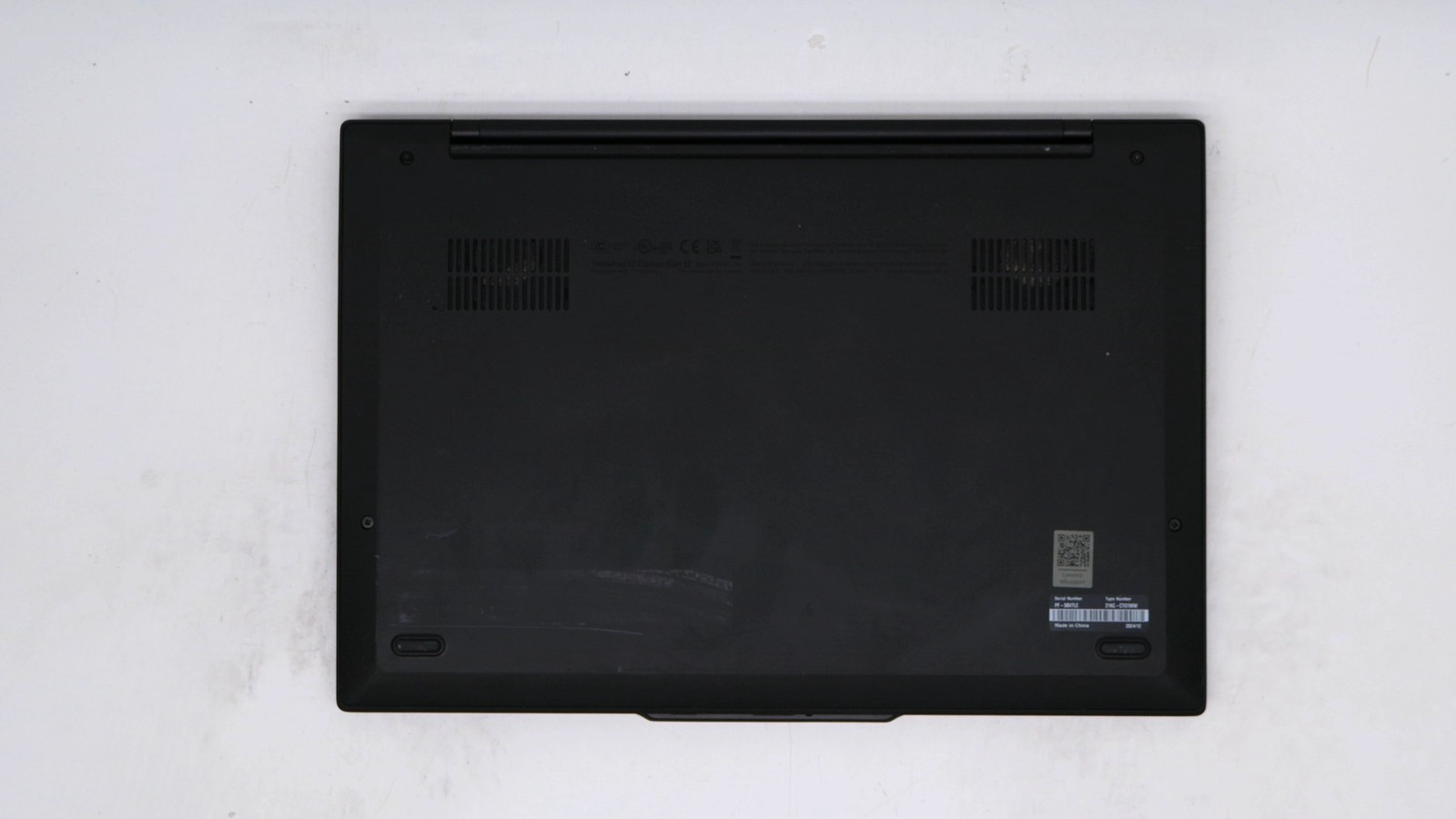 Lenovo ThinkPad X1 Carbon Gen 12 22″ Ultra 7 165U 32GB 1TB – Very Good READ DESC