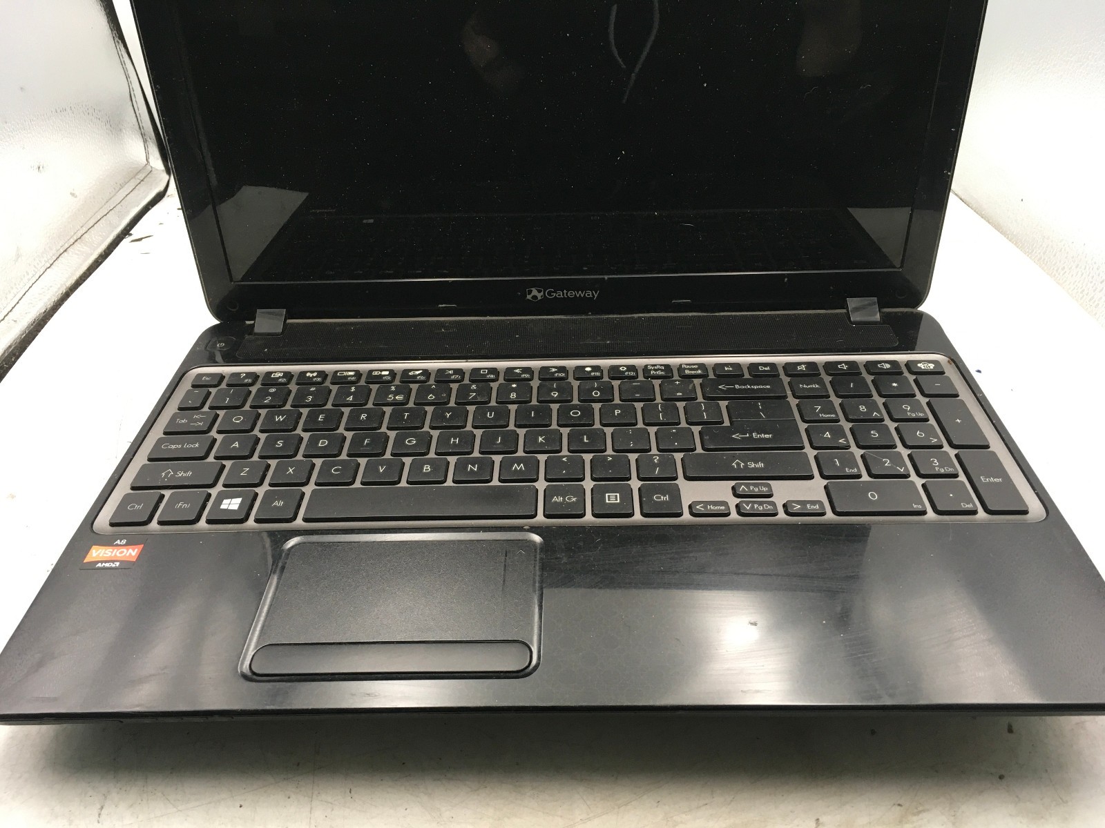 GATEWAY NV52L15U Q5W28 – FOR PARTS/NO POWER – AMD A8-4500M – 4GB RAM – READ -BB
