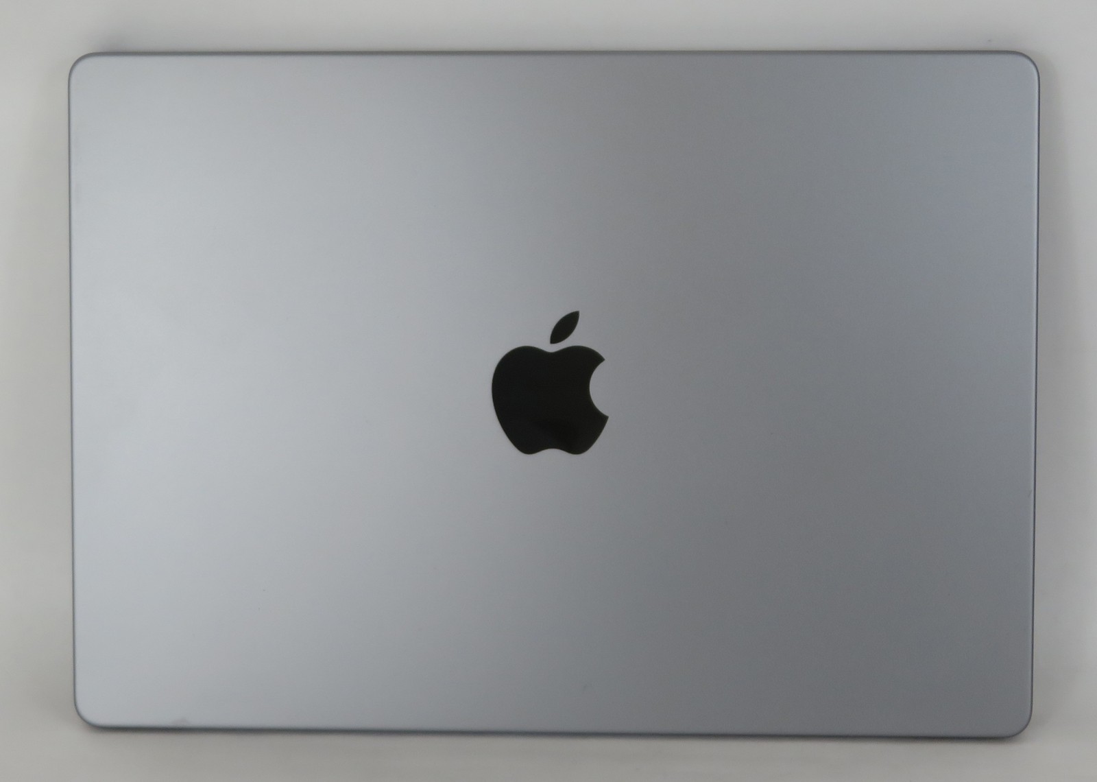 Apple Macbook Pro 2023 14in Retina M2 Pro 16GB RAM 512GB Tahoe A2779
