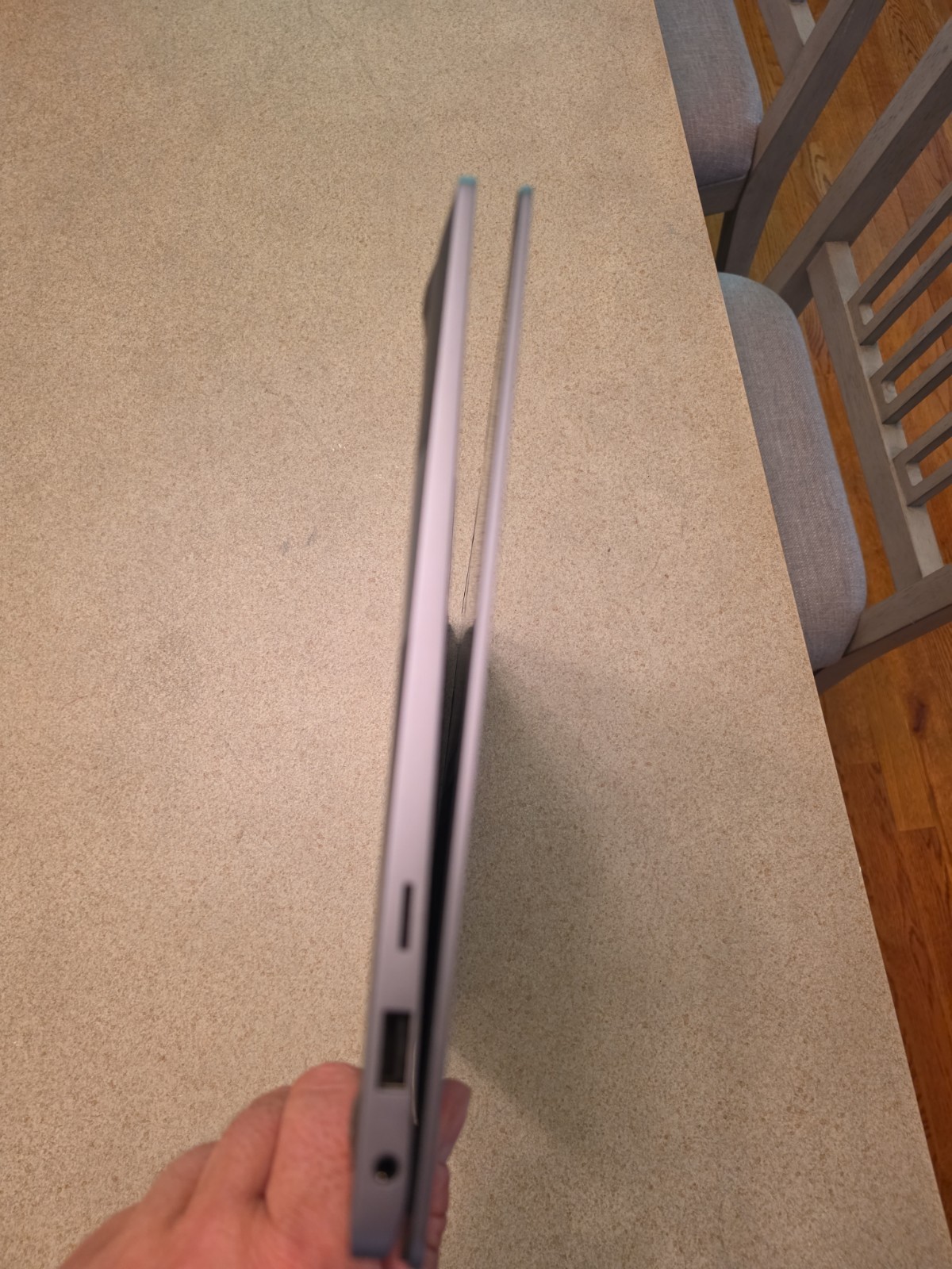 Samsung Galaxy Book Pro 360 15.6″ Laptop I7-1165G7, 16GB RAM, ***READ**** NO HHD