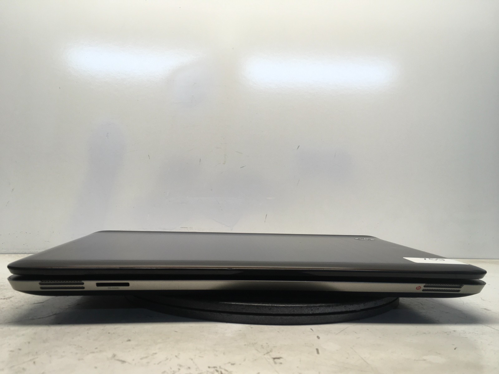 HP Pavilion DV7-6B55DX Intel i5-2430M 2.4GHz 2 GB NO HDD