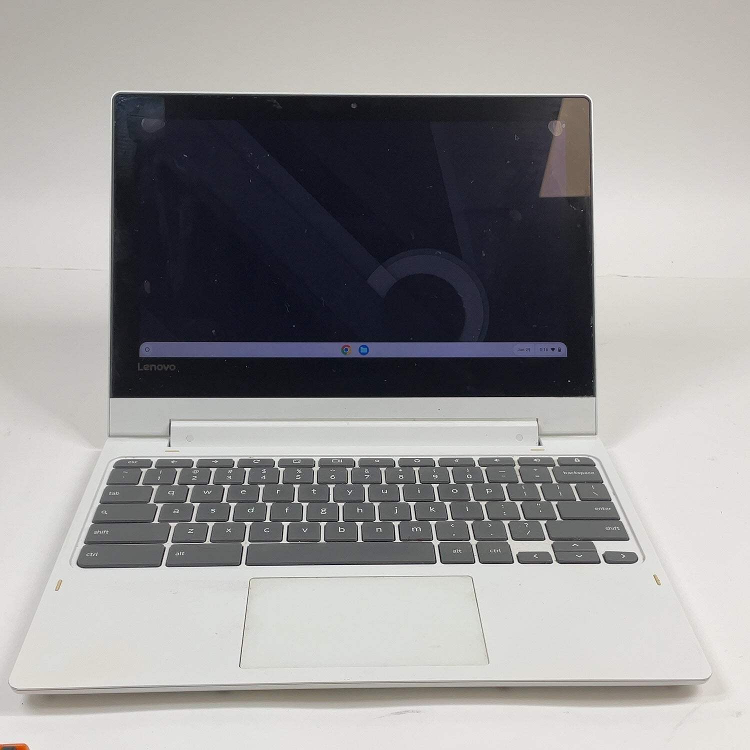 Lenovo Chromebook C330 11.6″ MT8173 2.1GHz 4GB RAM 32GB HDD