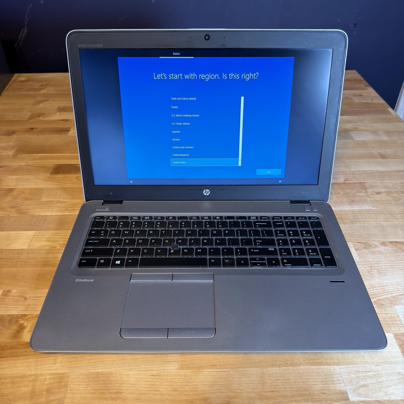 HP EliteBook 850 G3 15.6″ FHD i7-6500U 2.5GHz 16GB RAM 256GB SSD