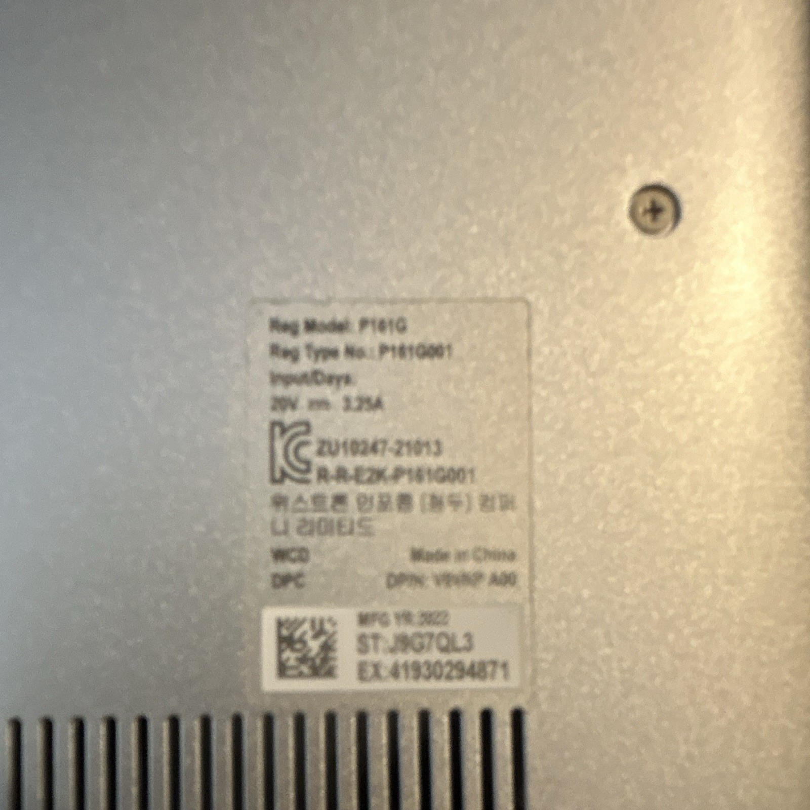 Dell Inspiron 15 7000 15.6″ FHD i7 2.8GHz 16GB 1TB SSD Win 11 Silver