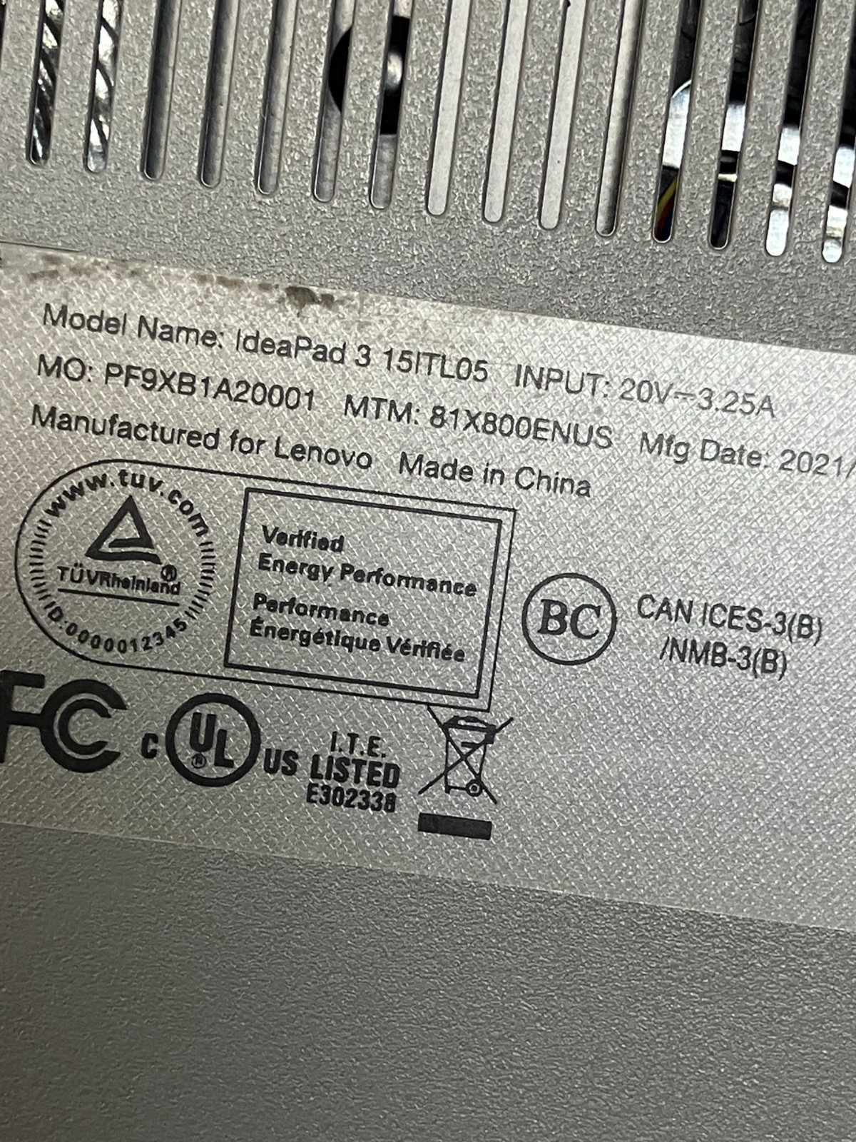 Lenovo IdeaPad 3-15ITL05 i3-1115G4 No SSD No Mem FOR Parts/Repair