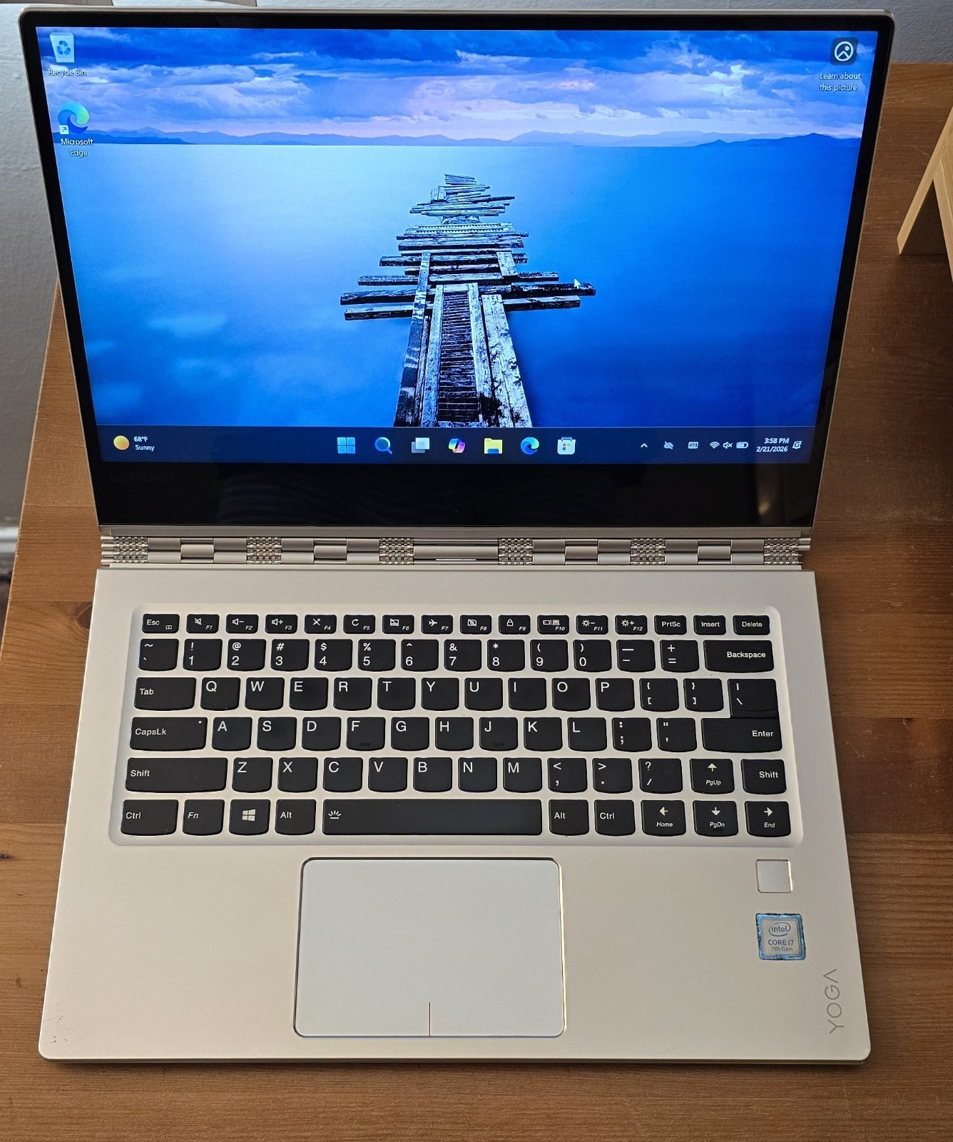 Lenovo Yoga 910-13IKB, i7, 8GB, Upgraded Samsung 512 GB NVMe, WIN 11, Bundle