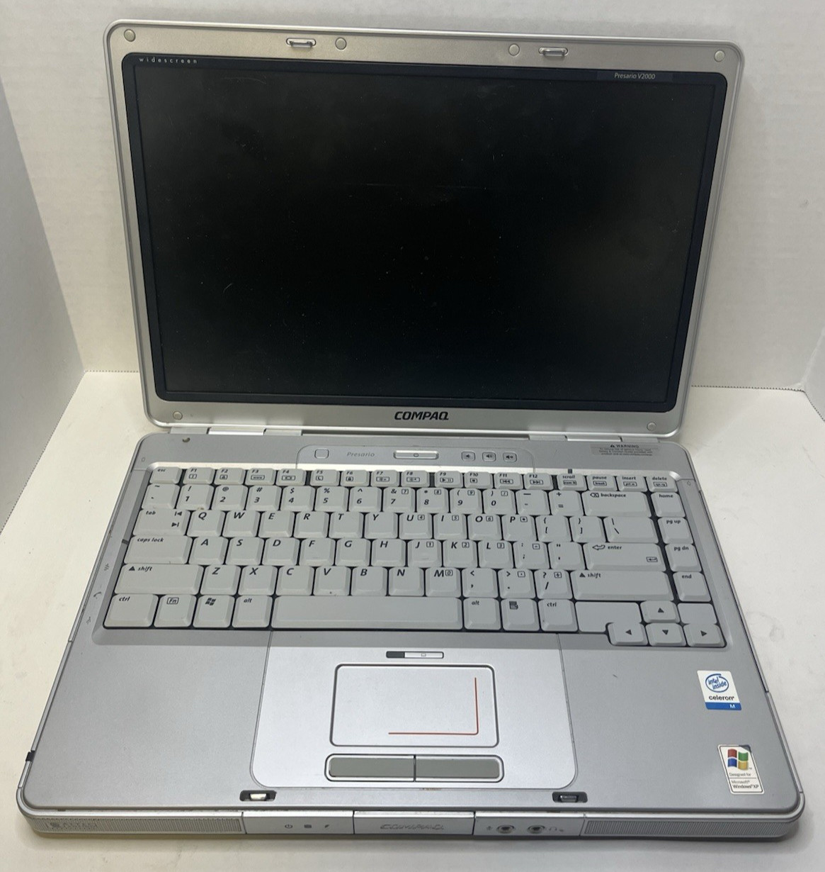 Compaq Presario V2000 Laptop Untested No Power Cord