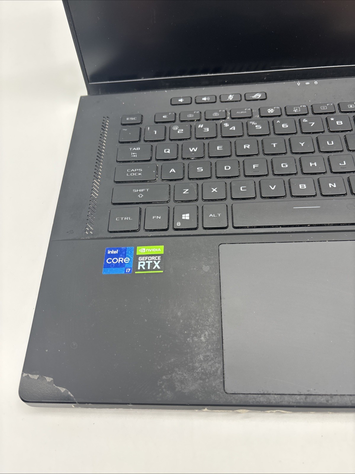 ASUS ROG Zephyrus M16 GU603H – 14” – Core i7-11800H 2.3GHz 16GB RAM 500GB SSD