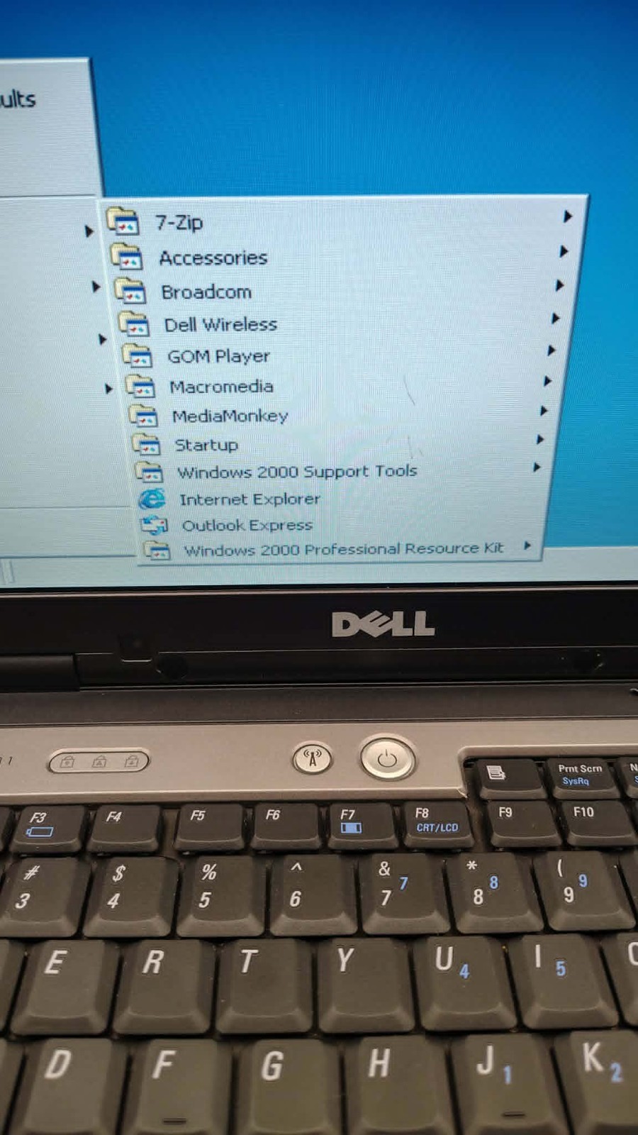 Vintage Dell Laptop Duo Windows 2000 2GB 80GB RS232 Serial Com Port new battery