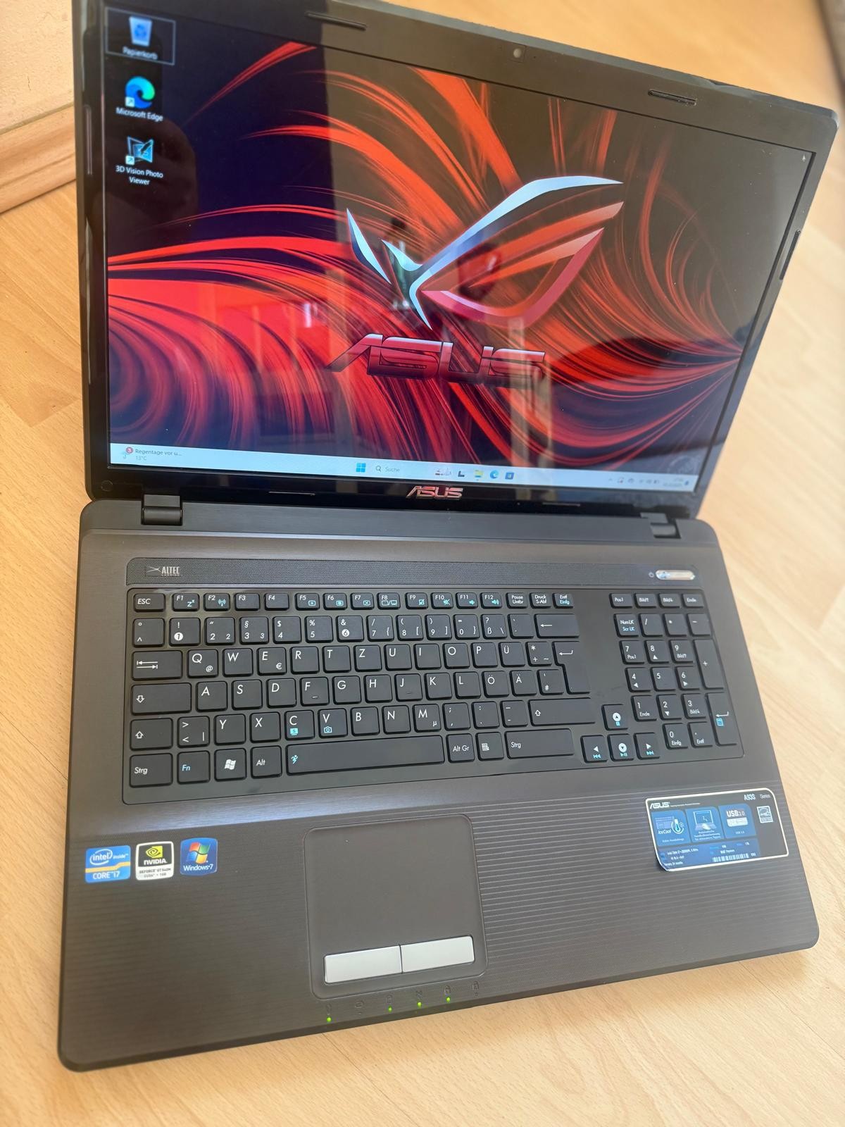 Asus A93S 18.4 inch FULL HD, i7 2670QM, 32GB, 2TB SSD, 3TB HDD Win 11, BluRay