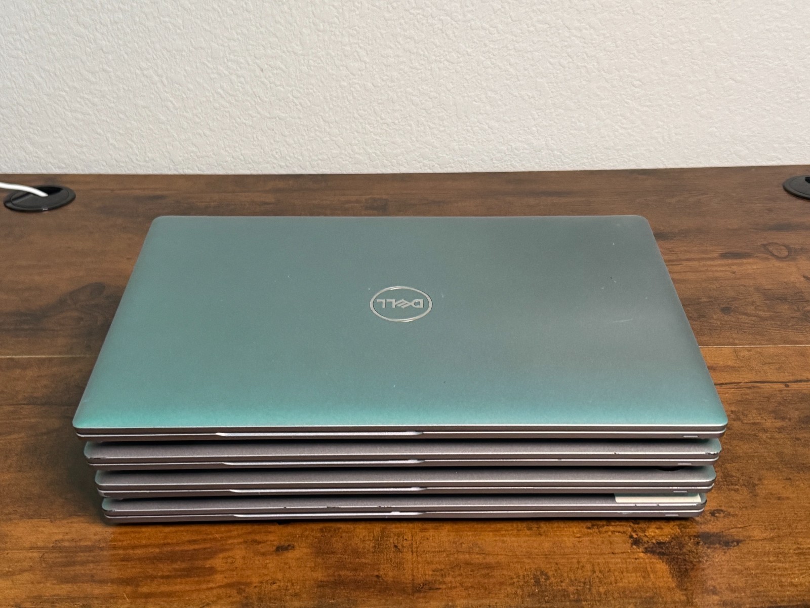 A lot of 4 Dell Precision 3570 15″ Intel i7-1265U 16GB RAM DDR5 NO SSD T550 GPU