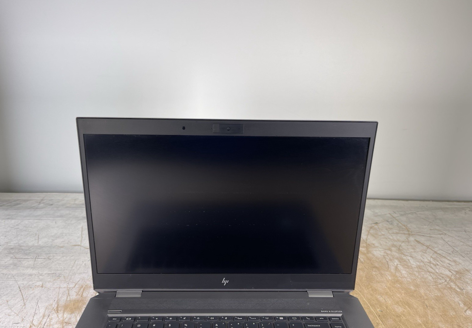 HP ZBOOK STUDIO G5 i7-8850H @ 2.60GHz, 16GB RAM, NO HDD/OS – (FOR PARTS)