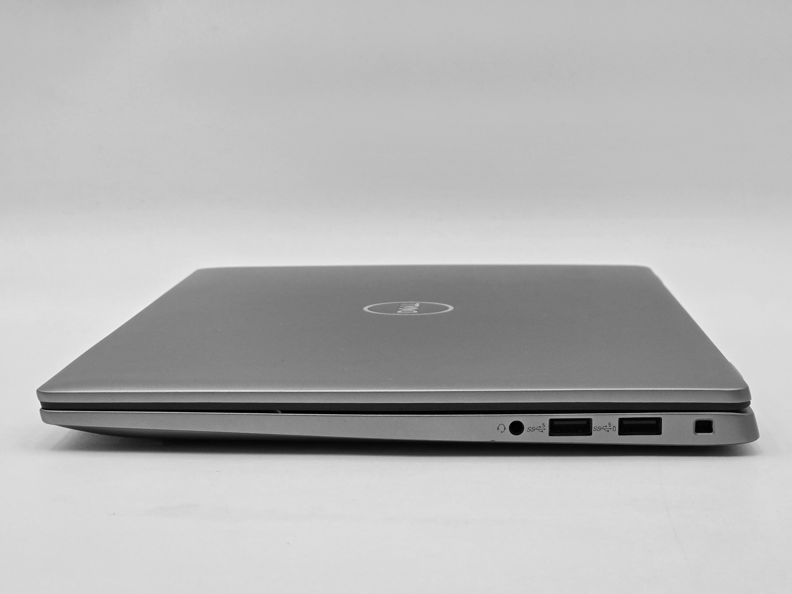 Dell Latitude 7440 14″ FHD+ 13TH I7-1365U 256GB SSD 16GB W11P Webcam Backlit