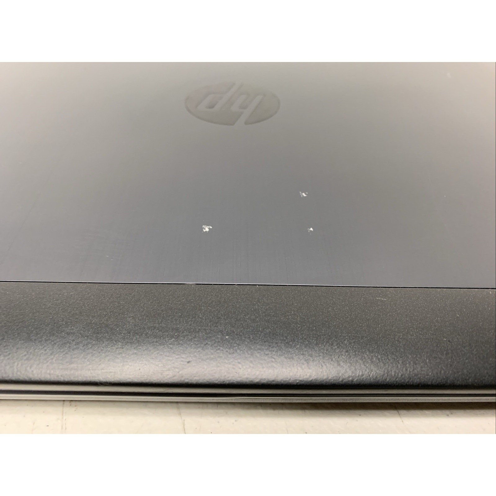 HP ZBook 17 G2 Core i7-4700M 2.40GHz 12GB RAM 256gb SSD Wind 10 Pro Read Descr