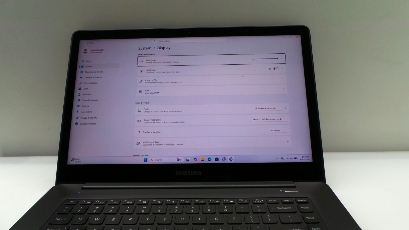 Samsung Notebook NP940Z5L | 15.6″ | i7-6700HQ | 8GB 256GB SSD | Touchscreen