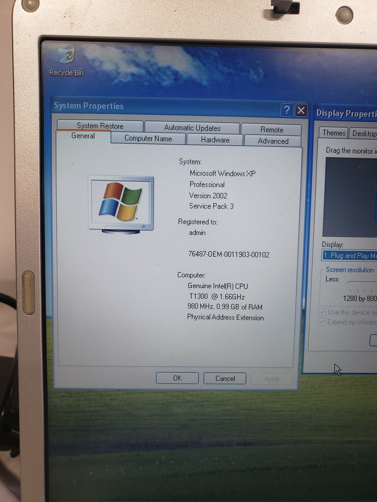 Dell Inspiron 6400 Win XP Intel T1300 @ 1.66GHz 1GB 36GB HDD 15.4″