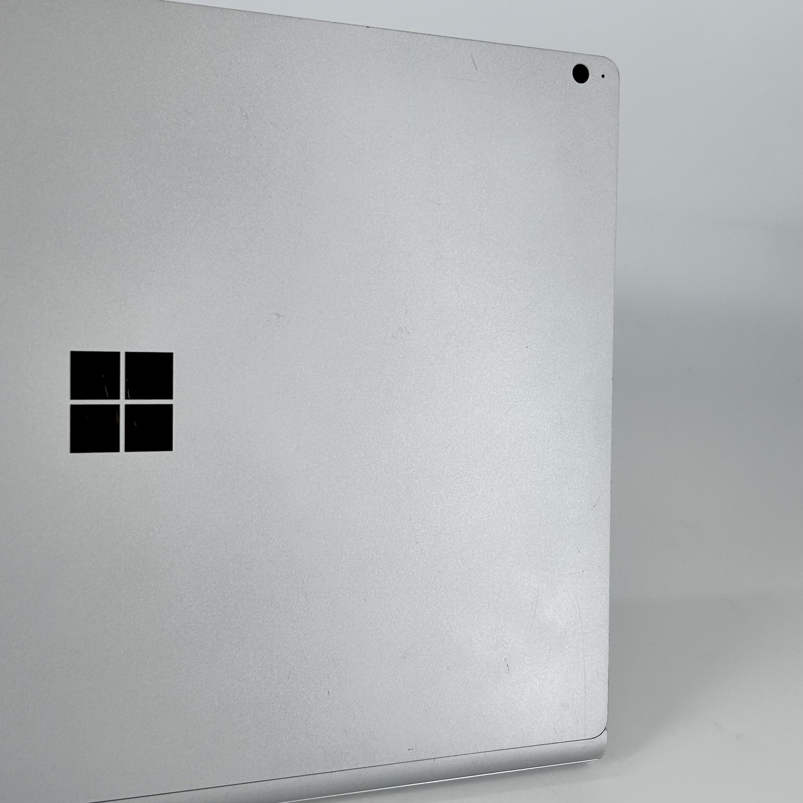 Microsoft Surface Book 2 15 TOUCH i7-8650U 1.90GHz 16GB 512GB SSD -BAD BATTERY