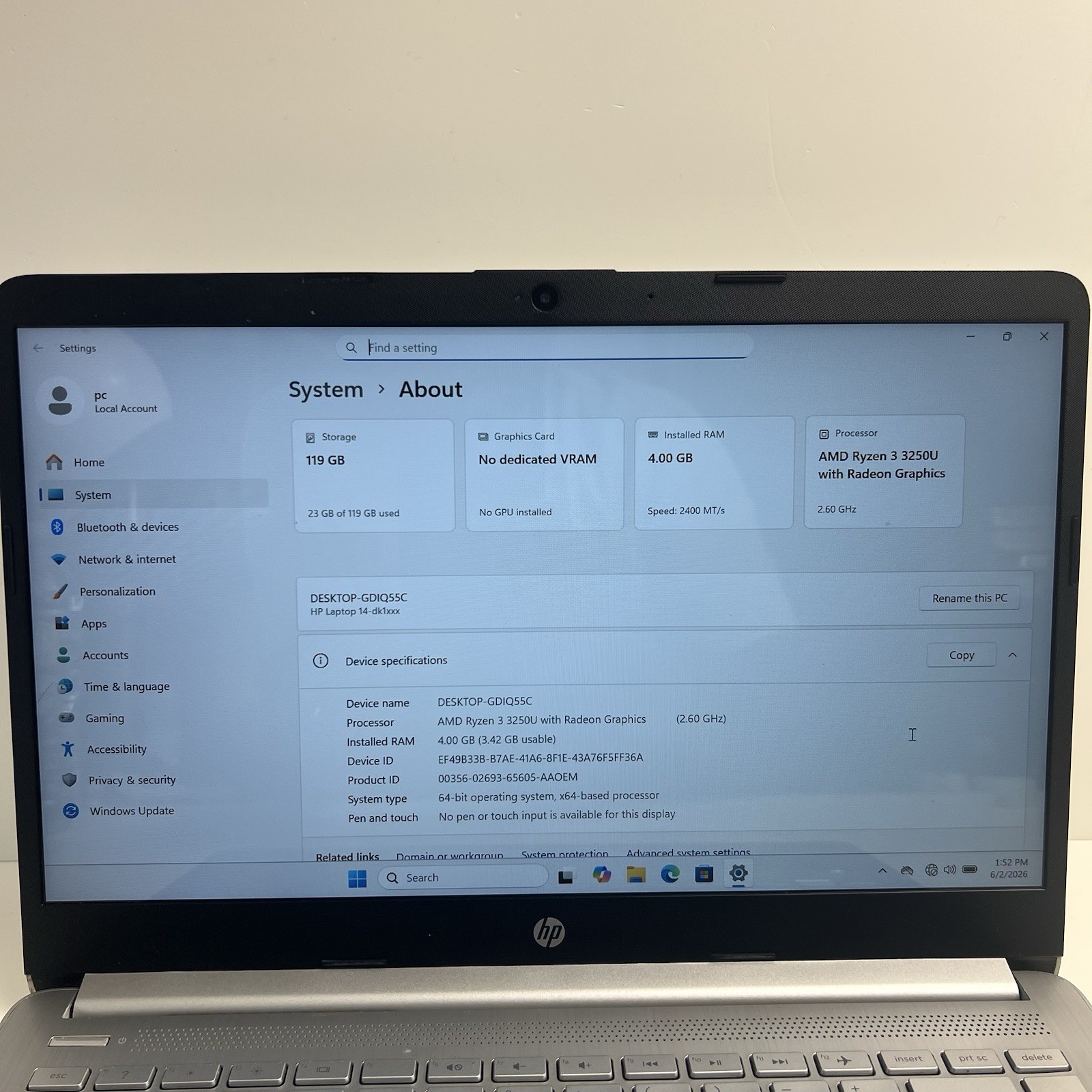 HP 14-dk1032wm 14″ FHD Laptop Ryzen 3 3250U 2.6GHz 128GB SSD 4GB RAM w/ Charger