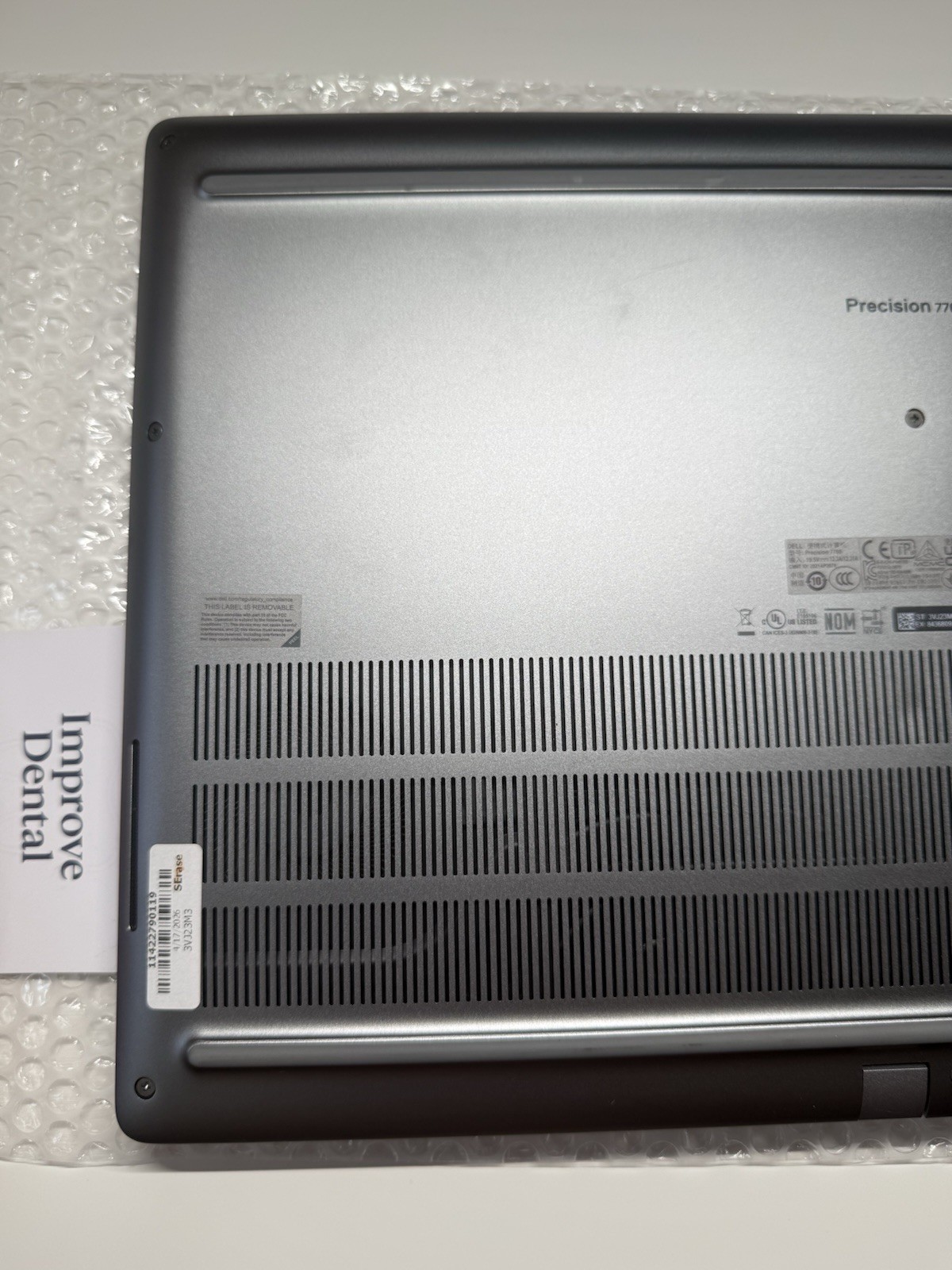 Dell Precision 7760 4K Xeon W-11855M 64GB (2×32)RAM 1TB SSD RTX A5000 16 GB
