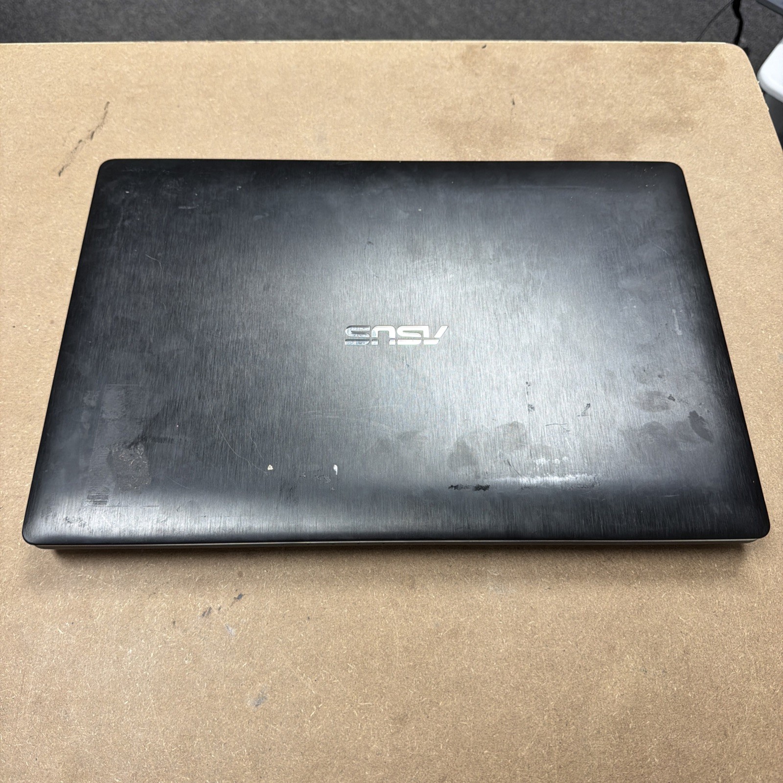 *BROKEN SCREEN Asus Notebook Q550L – 15.6″ FHD Touch i7-4500U 8GB RAM NO HD/OS