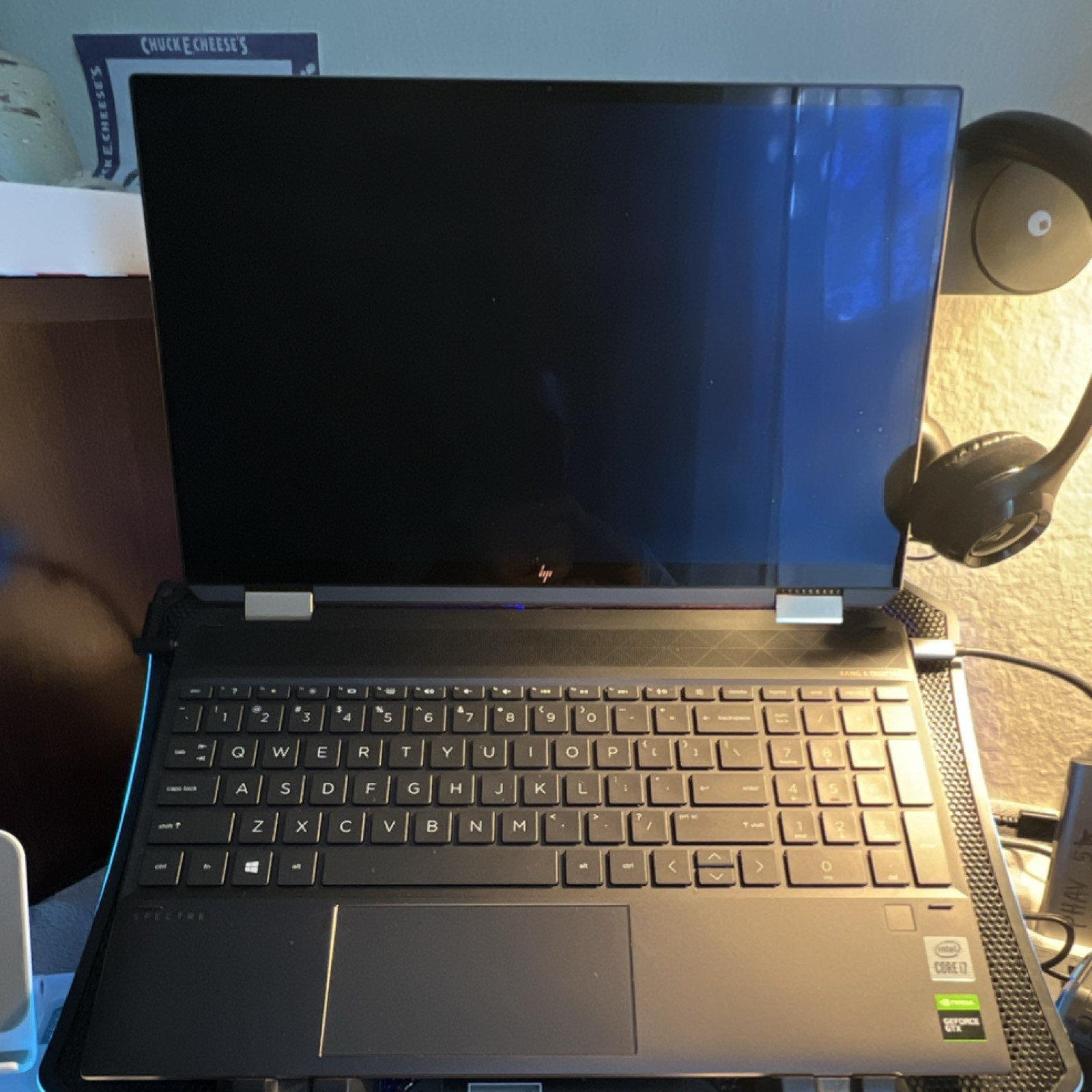 HP Spectre x360 convertible Black and Gold 2020 15.6″ 16GB 1T SSD Win11 4K
