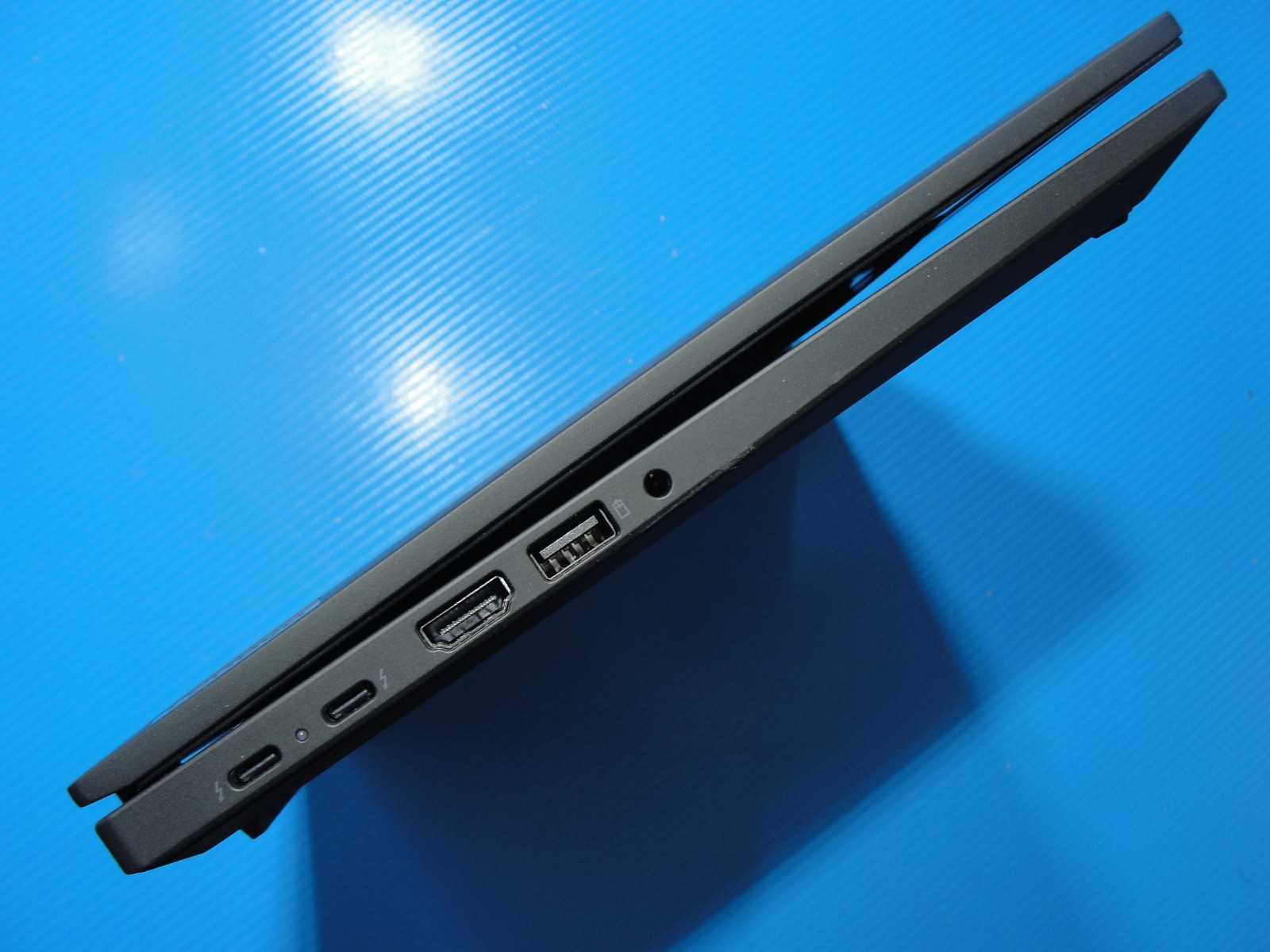 NEW Lenovo ThinkPad P14s Gen 6 AMD 14″WUXGA Ryz AI 5 PRO 340 16GB RAM 512GB SSD