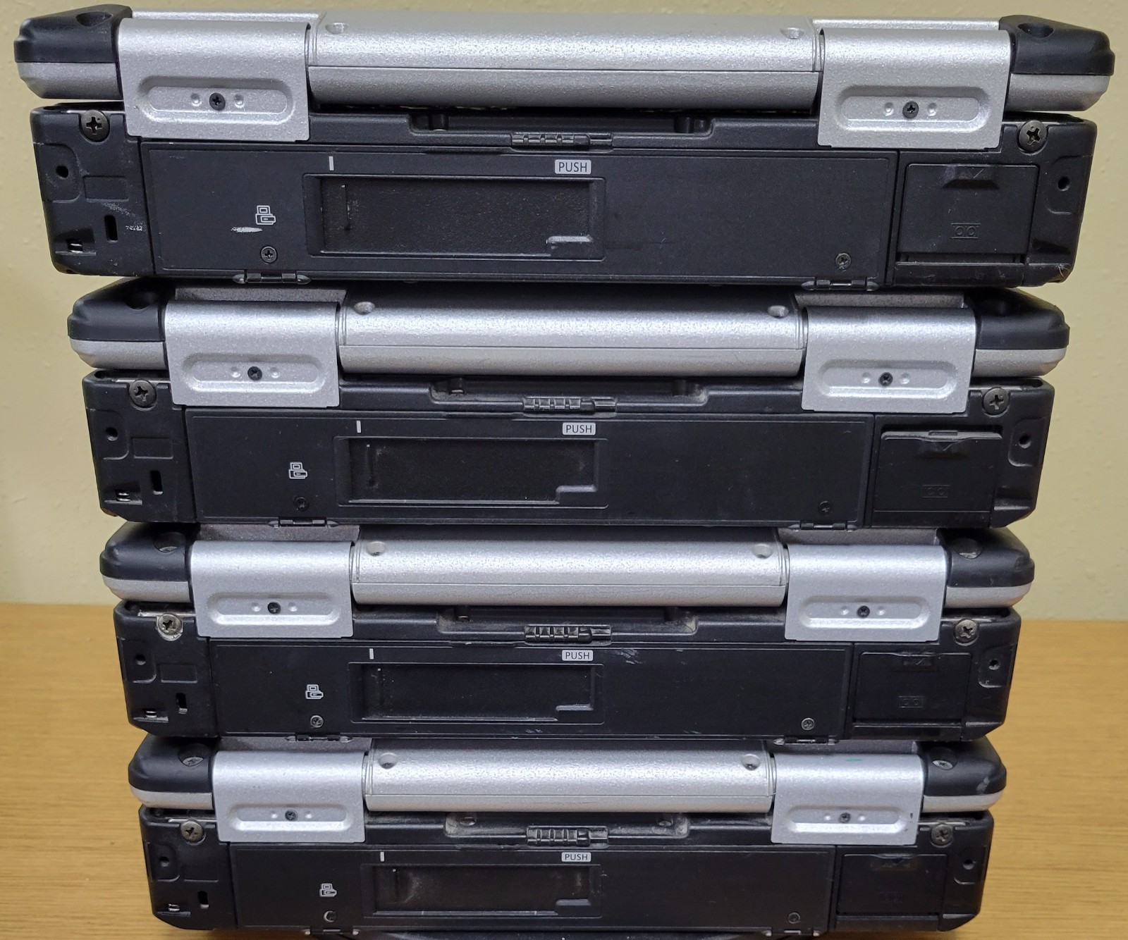 (Lot of 4)Panasonic Toughbook CF-31 i5-5th Gen 2.30GHz 8GB Touch No OS/SSD