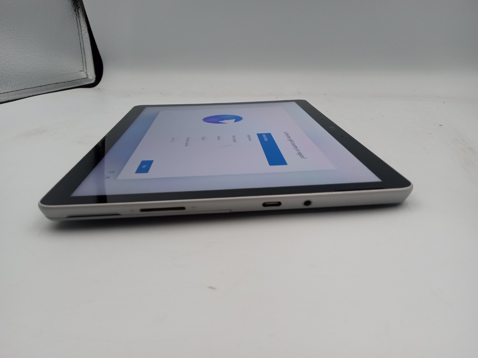 Microsoft Surface Go 3 2022 10.5″ Touch i3-10100Y 8GB RAM 256GB SSD Win11 -RR