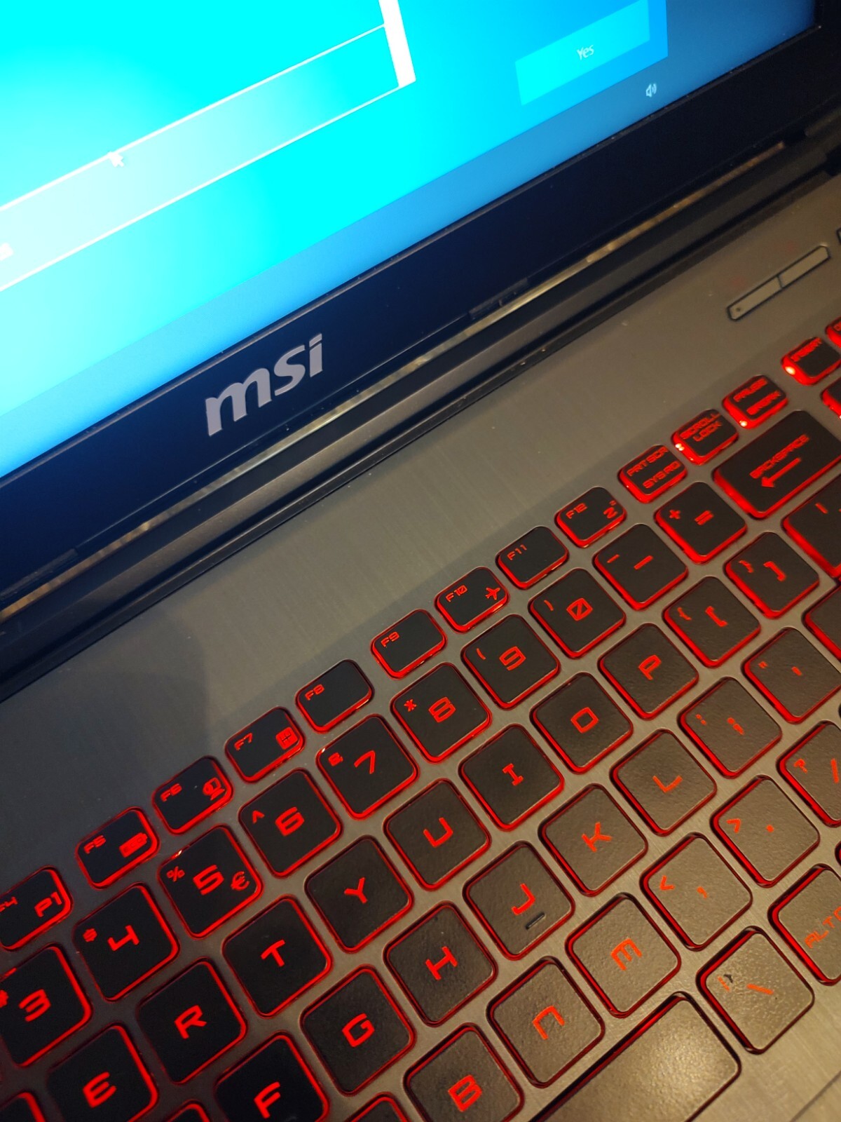 MSI GV62 8RD-200 15.6in. Intel Core i5-8300H 16GB RAM 1TB HDD Laptop – Black