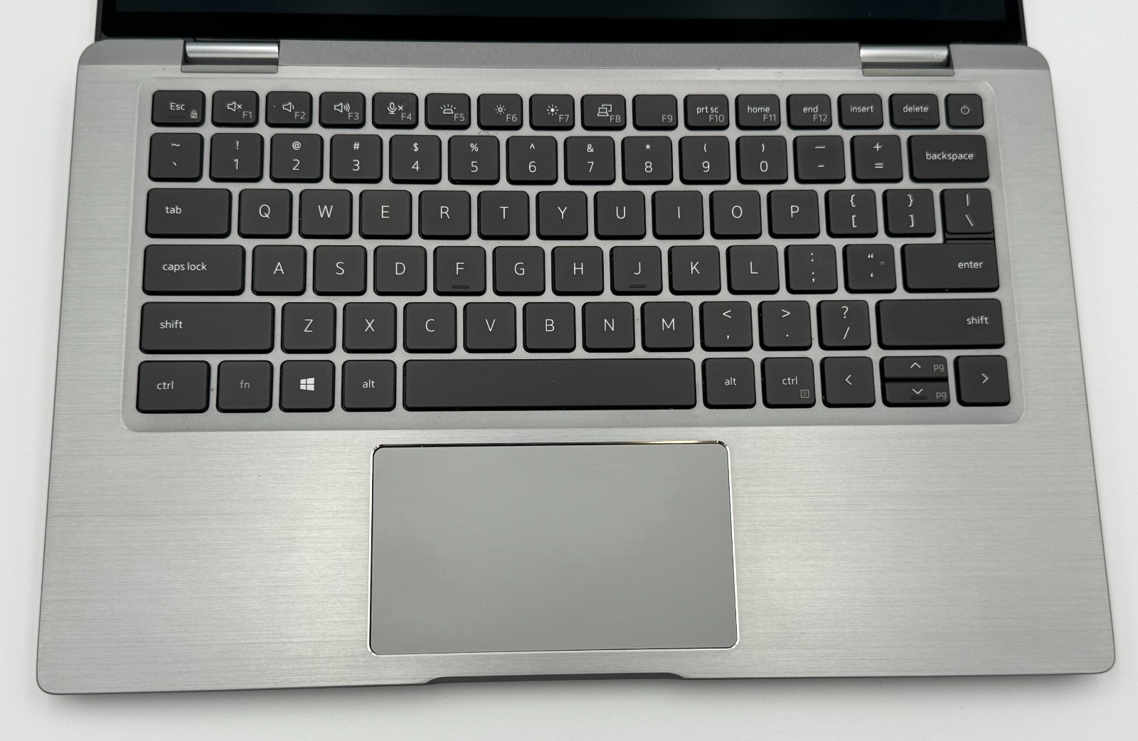 Dell Inc. Latitude 7320 13.3″ 11th Gen Core i5-1145G7 2.60GHz 8GB 256GB NVME