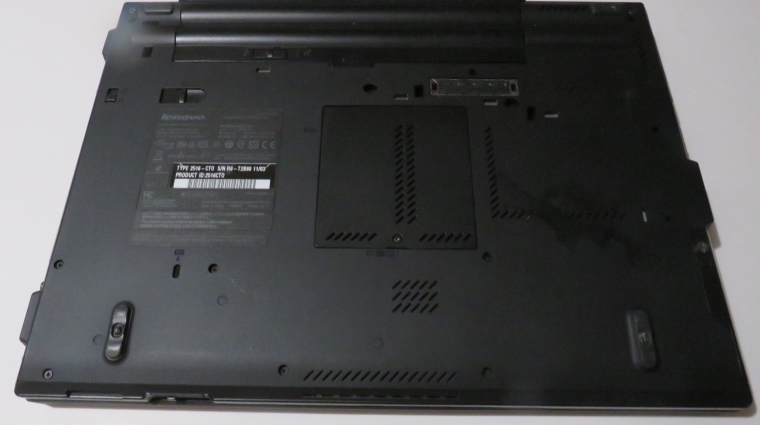 LENOVO ThinkPad T410 Intel i5- 2.4 GHz 8GB 300GB DVD
