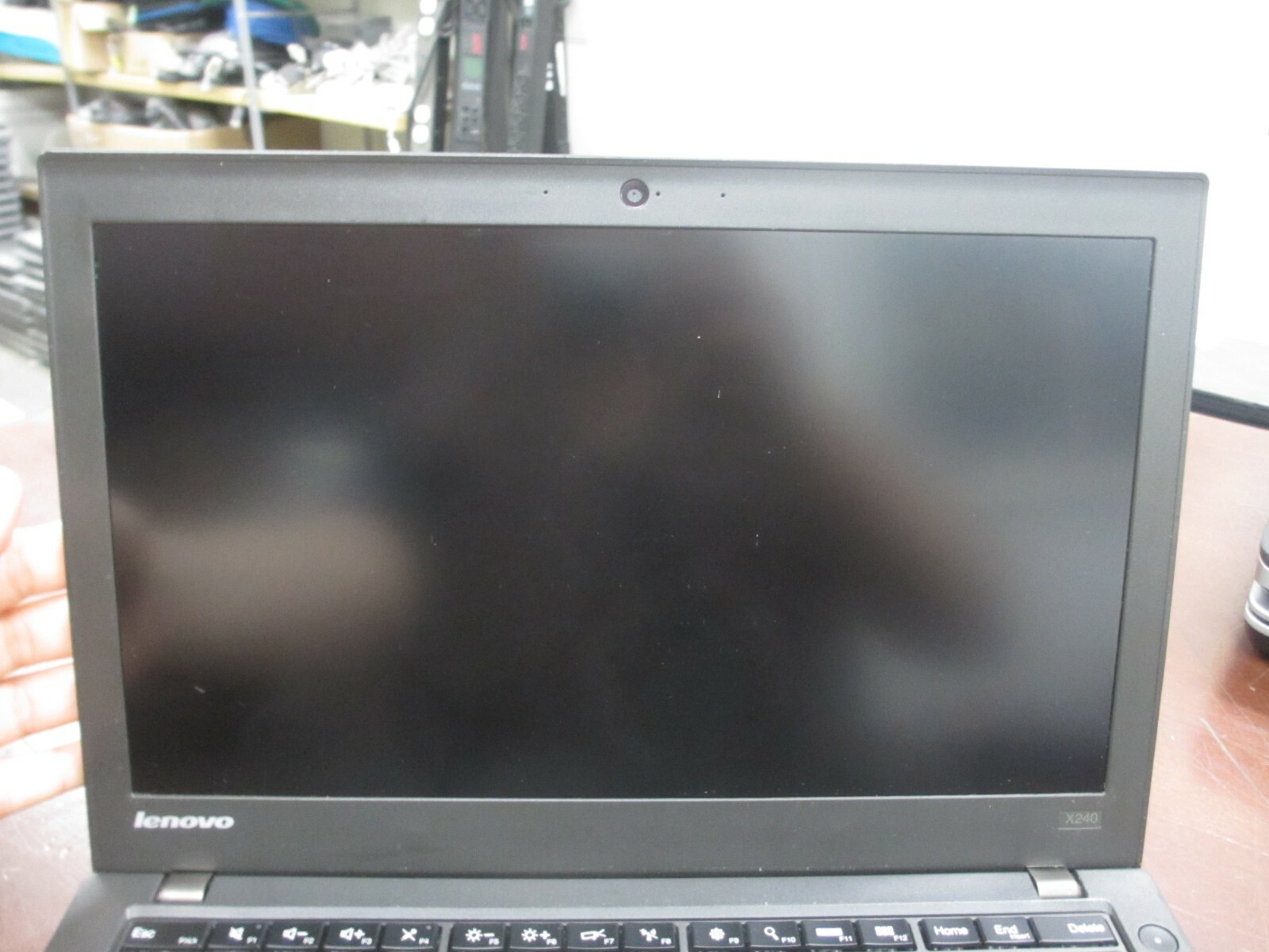 Lenovo ThinkPad X240 12.5″ 2.10Ghz i7-4600U 8GB 320GB WebCam Laptop [NO OS/AC]