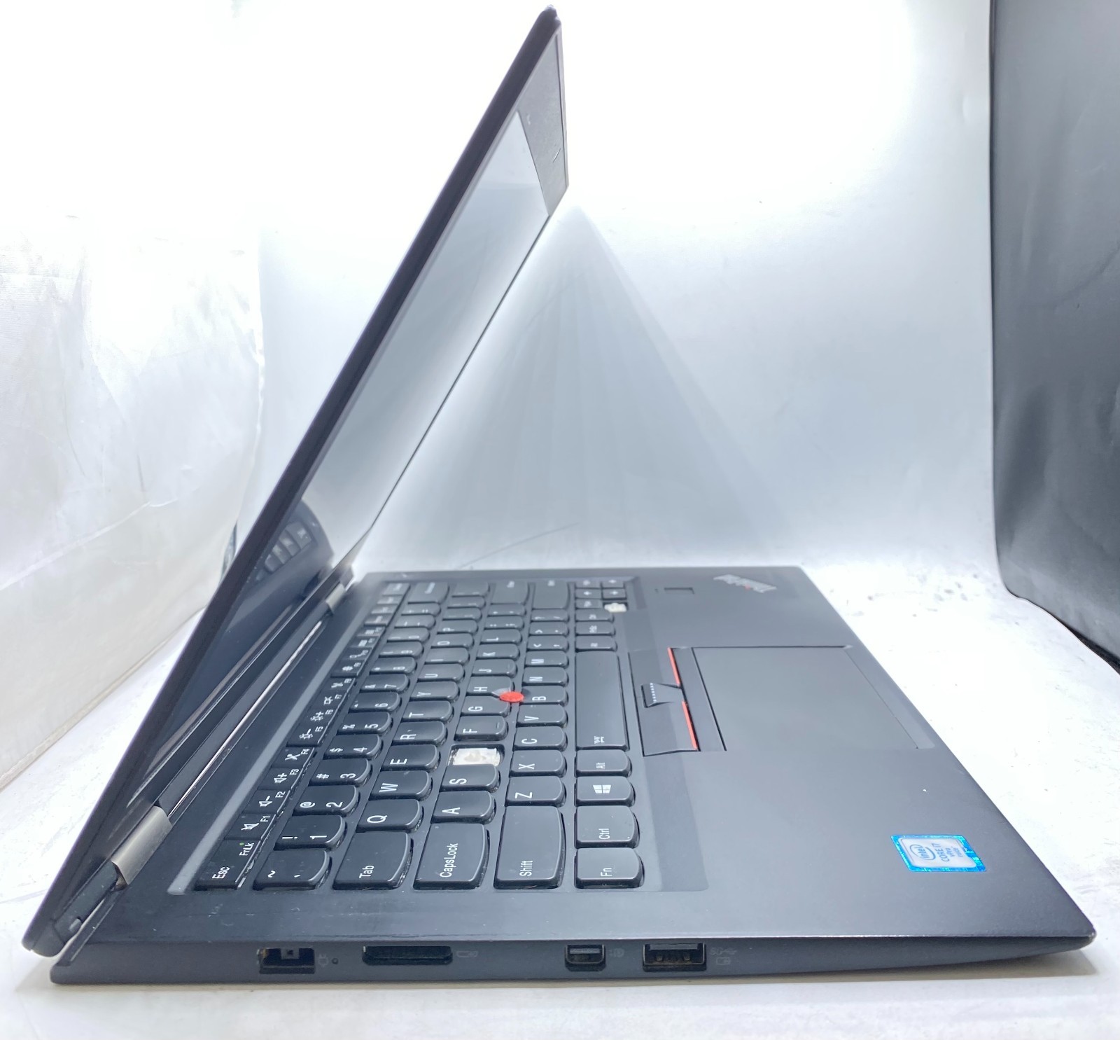Lenovo ThinkPad X1 Carbon 4th Gen 14″ Laptop i7-6600U 2.60GHz 8GB RAM 256GB SSD