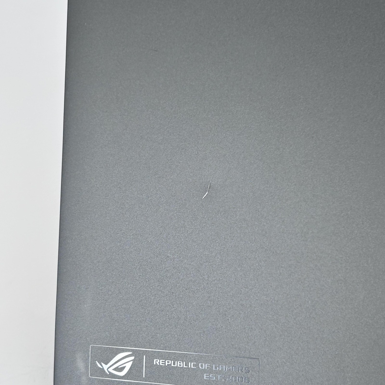 Asus ROG Zephyrus G16 GU605 16 240Hz QHD+ 2.9GHz Ultra 9 285H 32GB 2TB RTX 5080